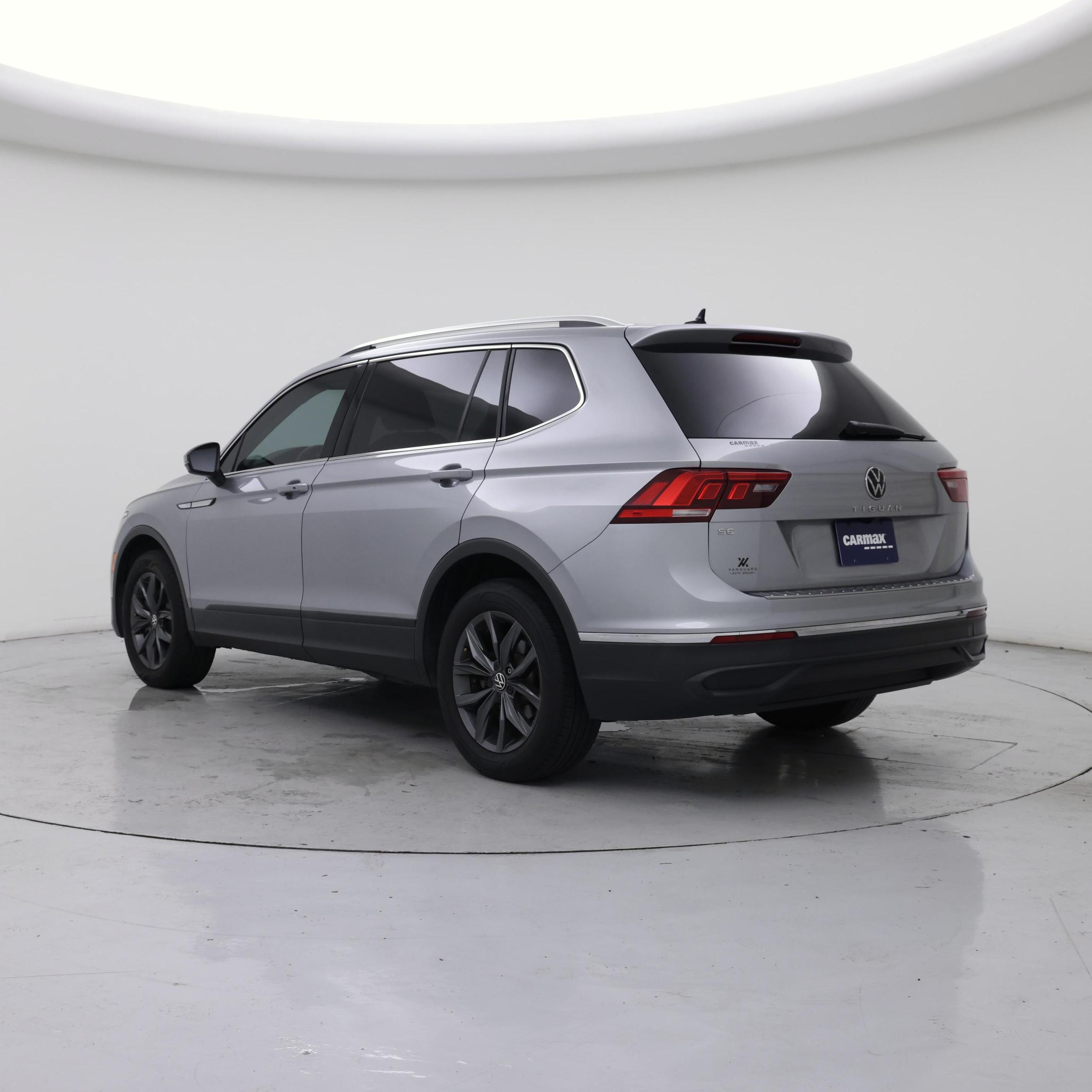 Thumbnail: 2024 Volkswagen Tiguan - 2