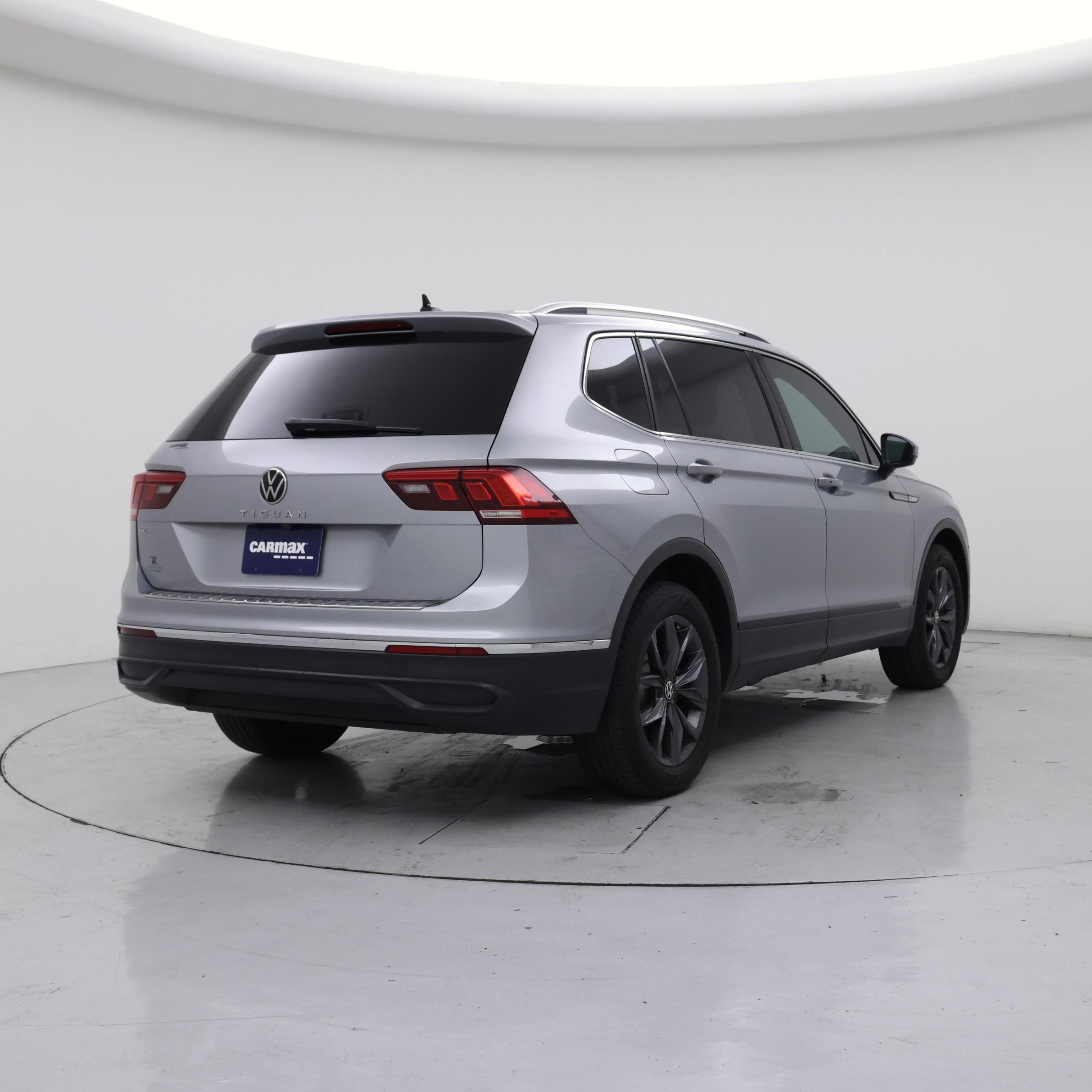 Thumbnail: 2024 Volkswagen Tiguan - 8