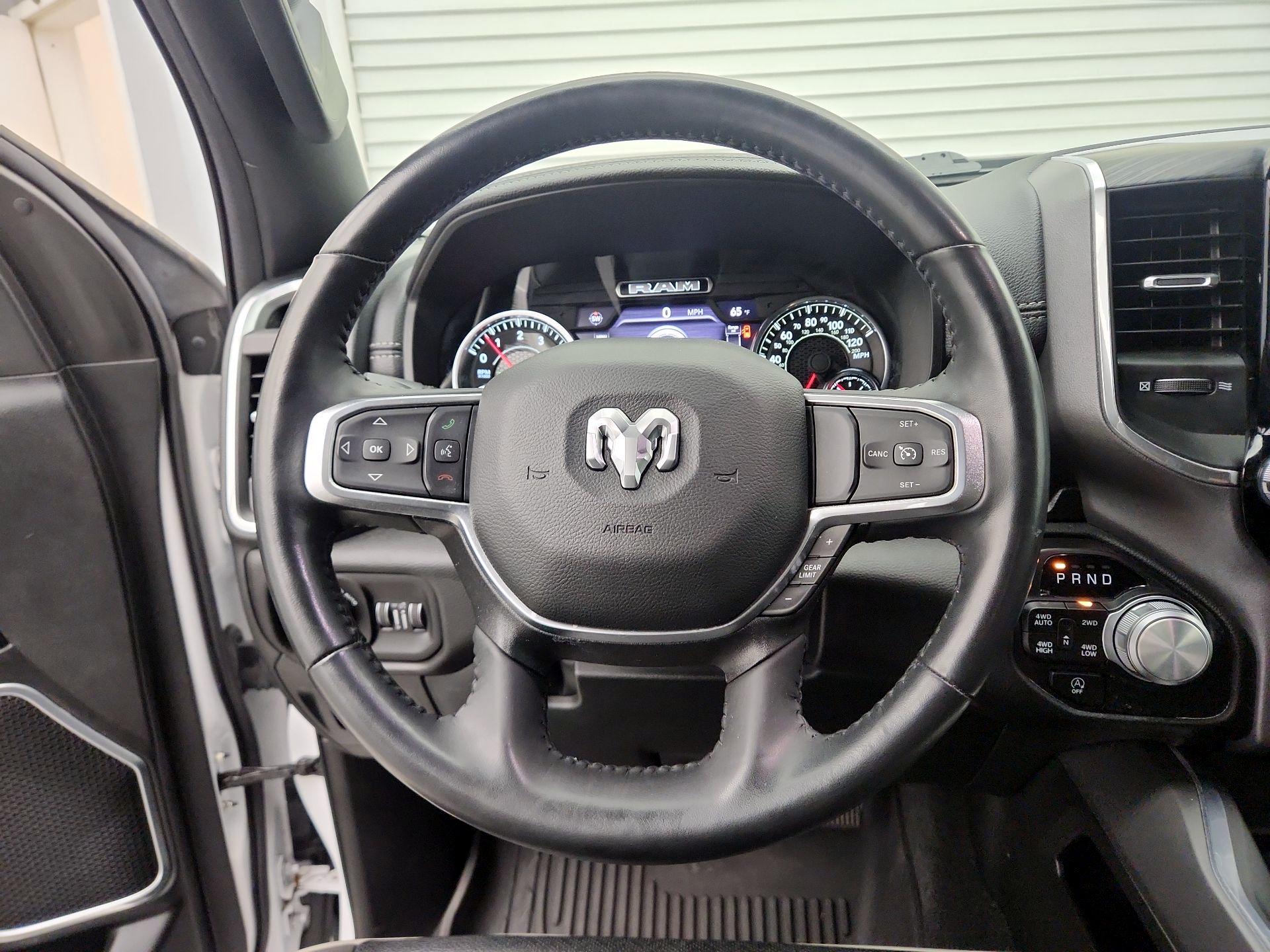 Thumbnail: 2023 RAM 1500 - 10