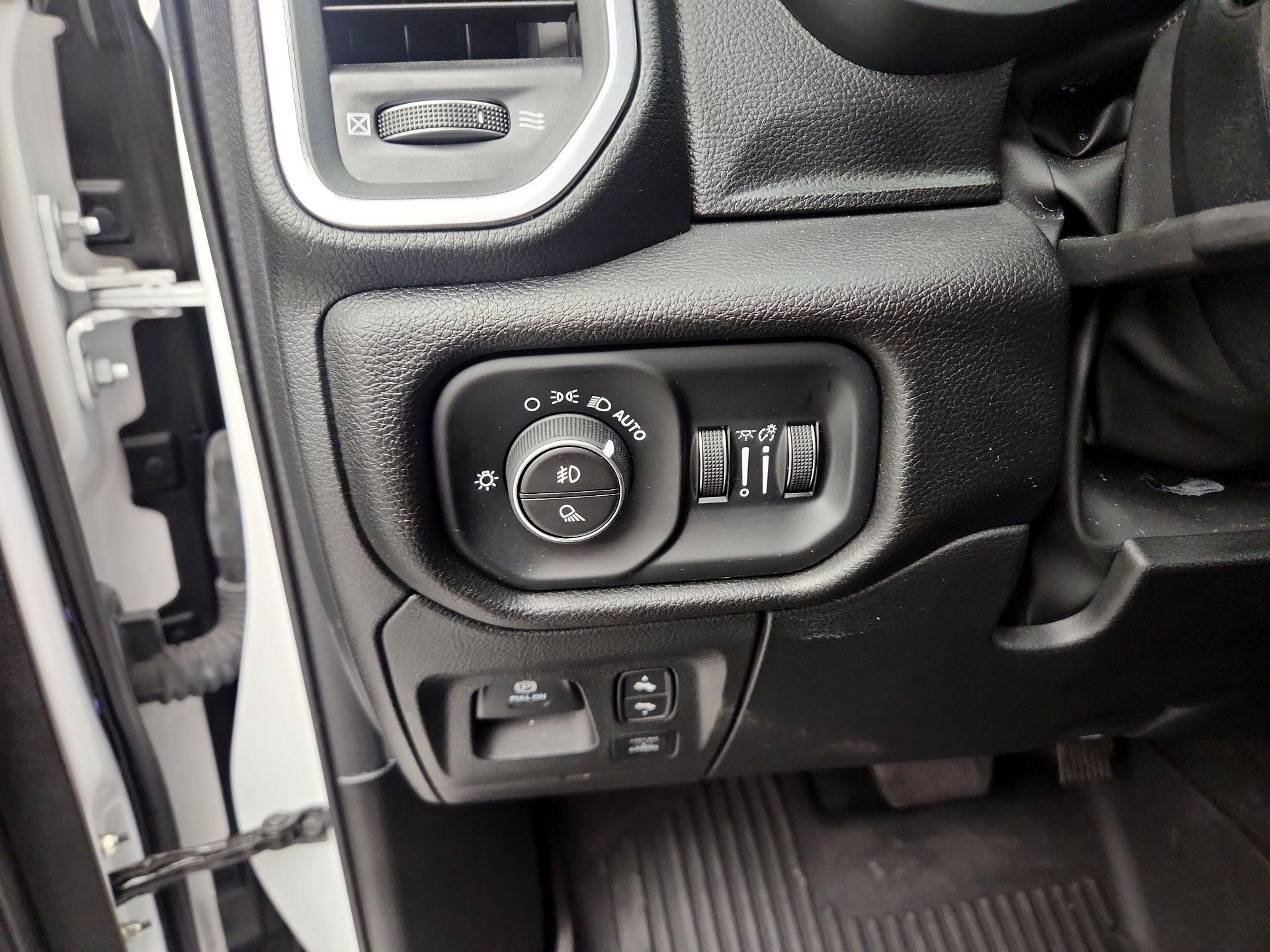 Thumbnail: 2023 RAM 1500 - 13
