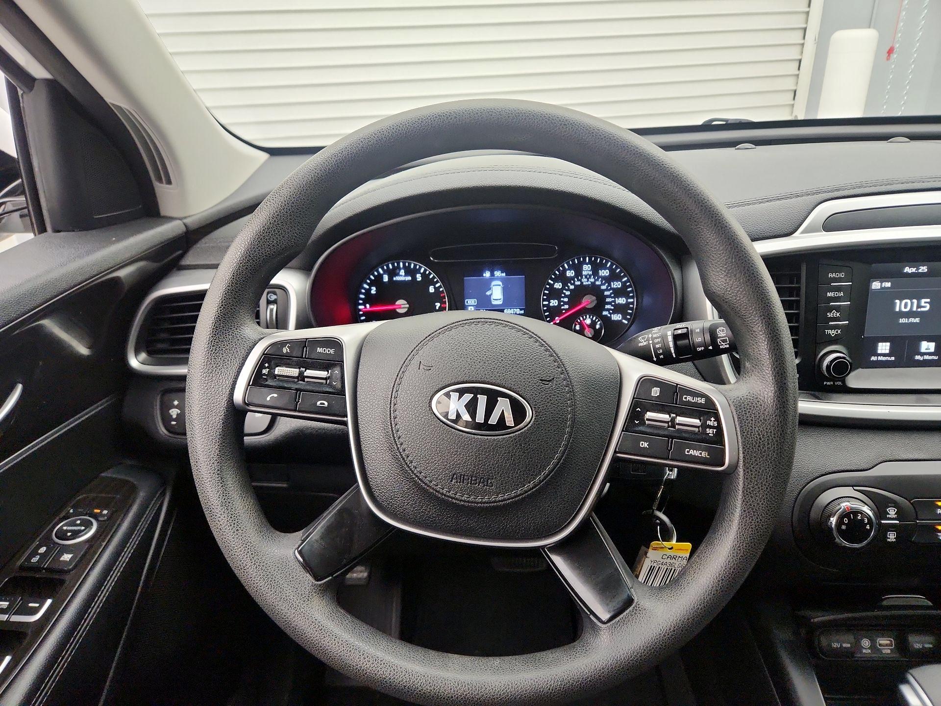 Thumbnail: 2020 Kia Sorento - 10