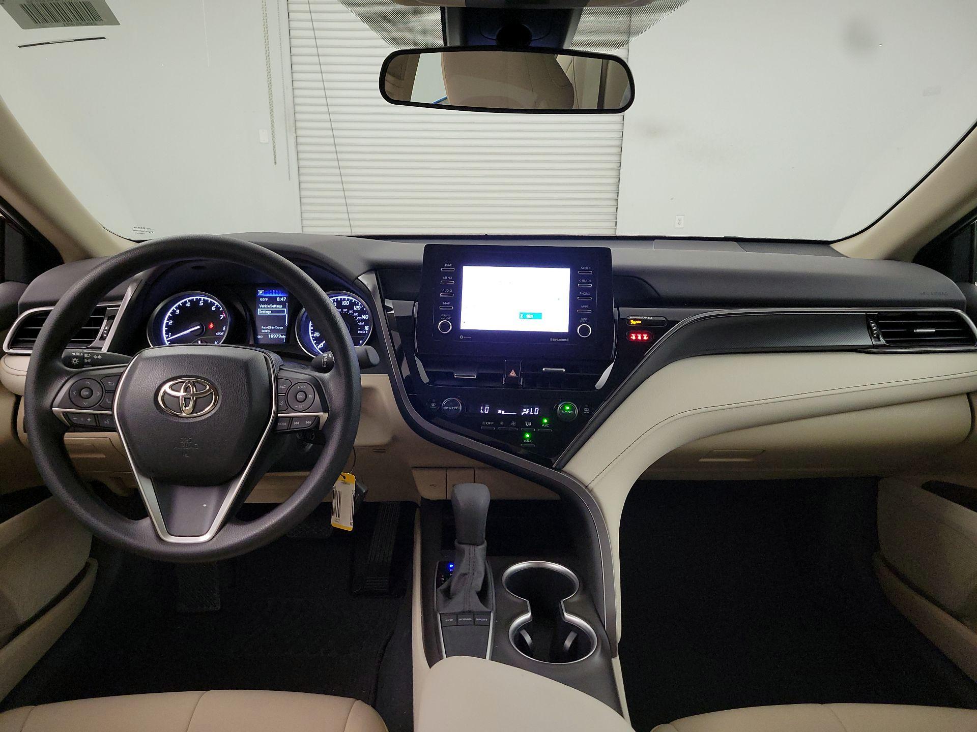 Thumbnail: 2022 Toyota Camry - 9