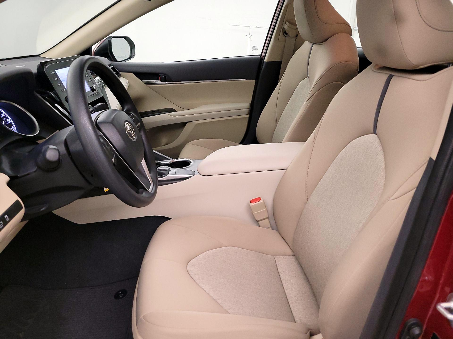 Thumbnail: 2022 Toyota Camry - 11