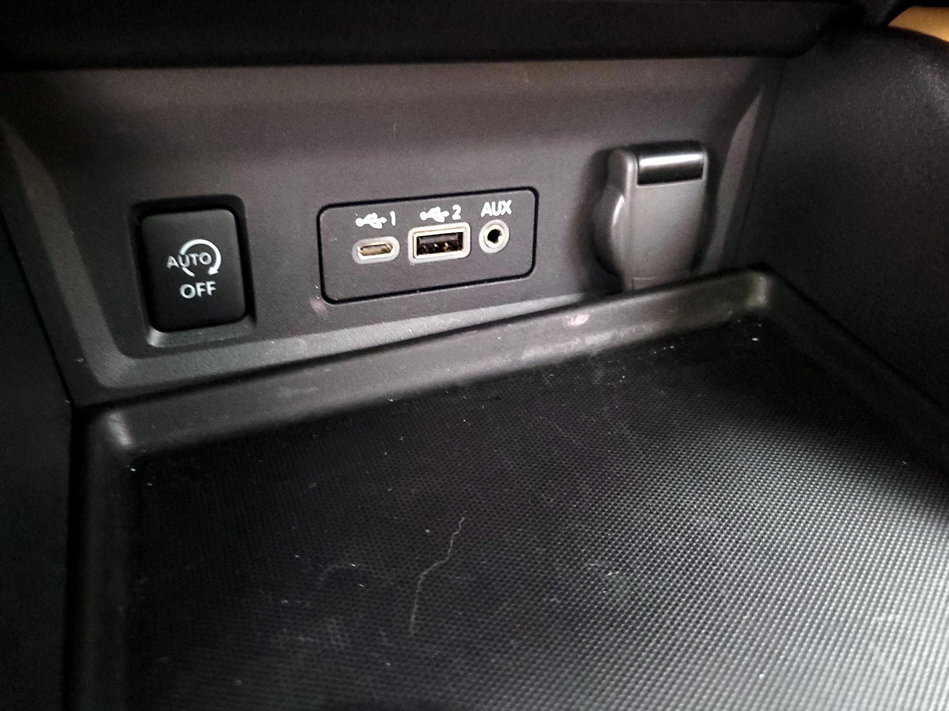 Thumbnail: 2024 Nissan Sentra - 18