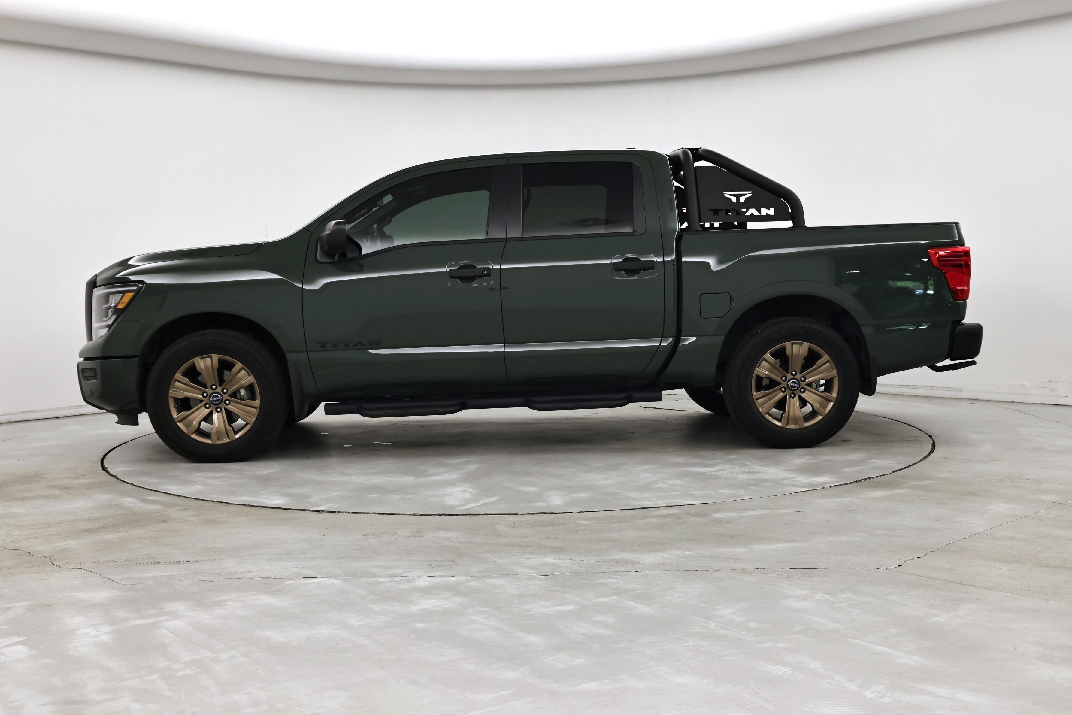 Thumbnail: 2024 Nissan Titan - 3