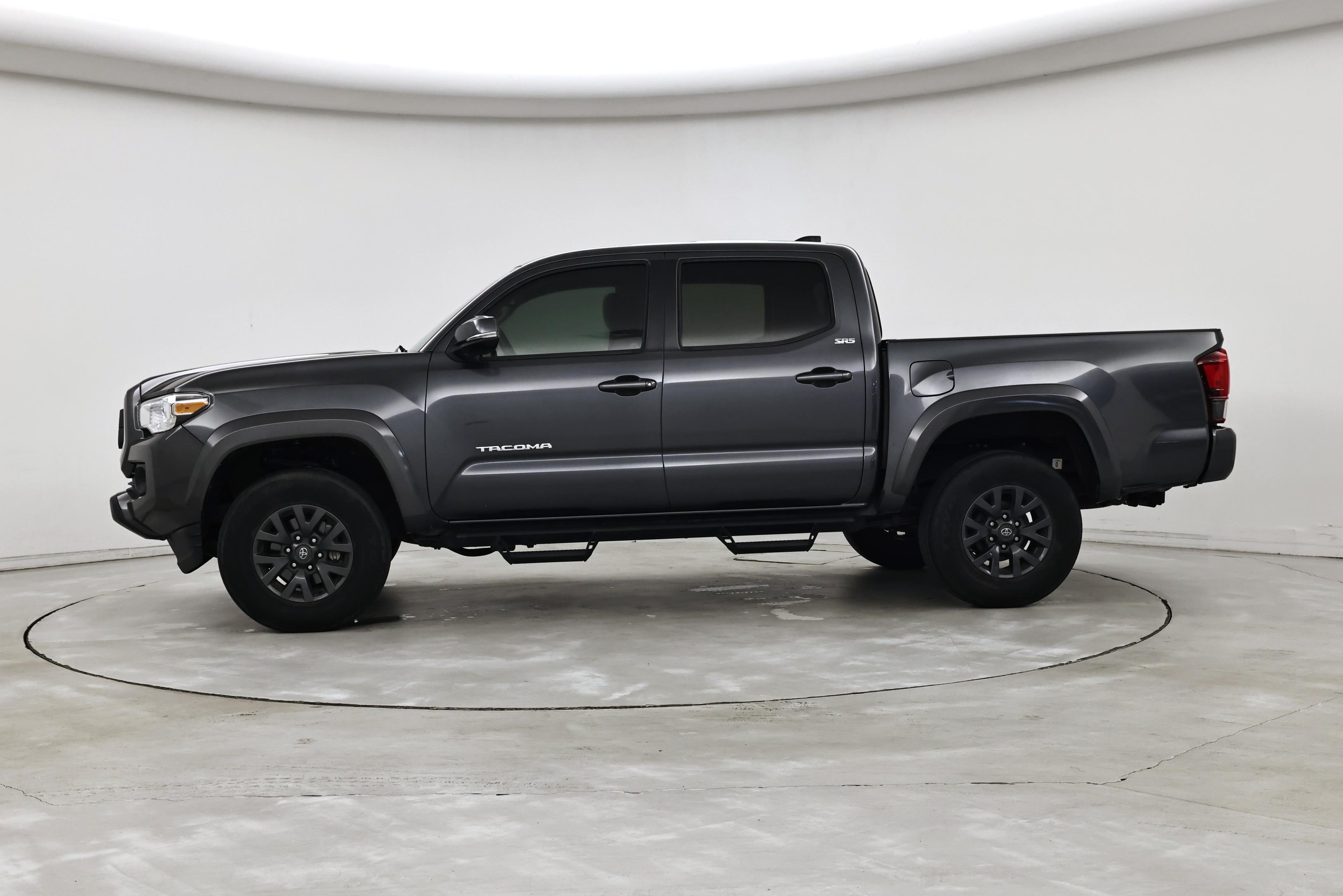 Thumbnail: 2022 Toyota Tacoma - 3