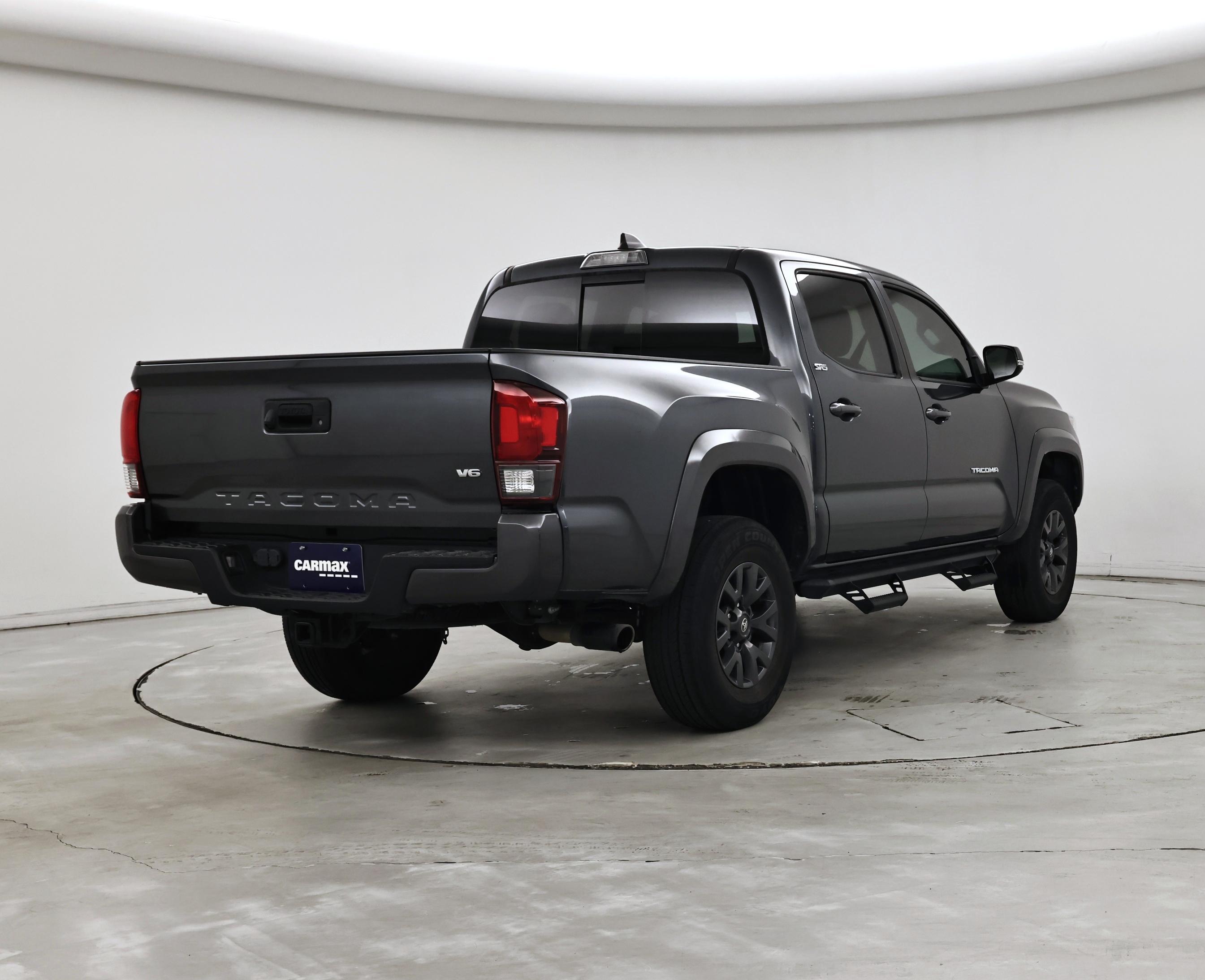 Thumbnail: 2022 Toyota Tacoma - 8