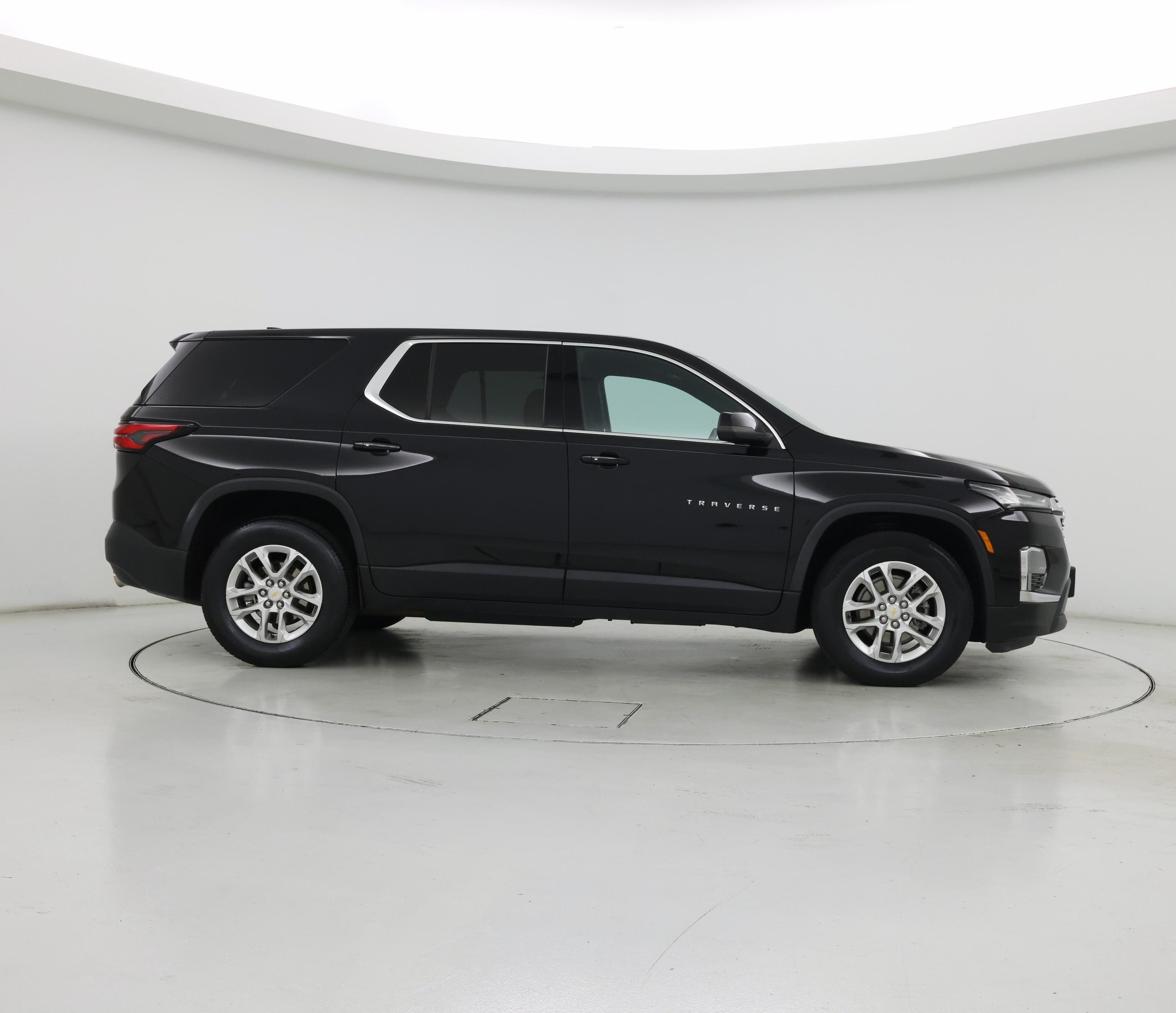 Thumbnail: 2023 Chevrolet Traverse - 7