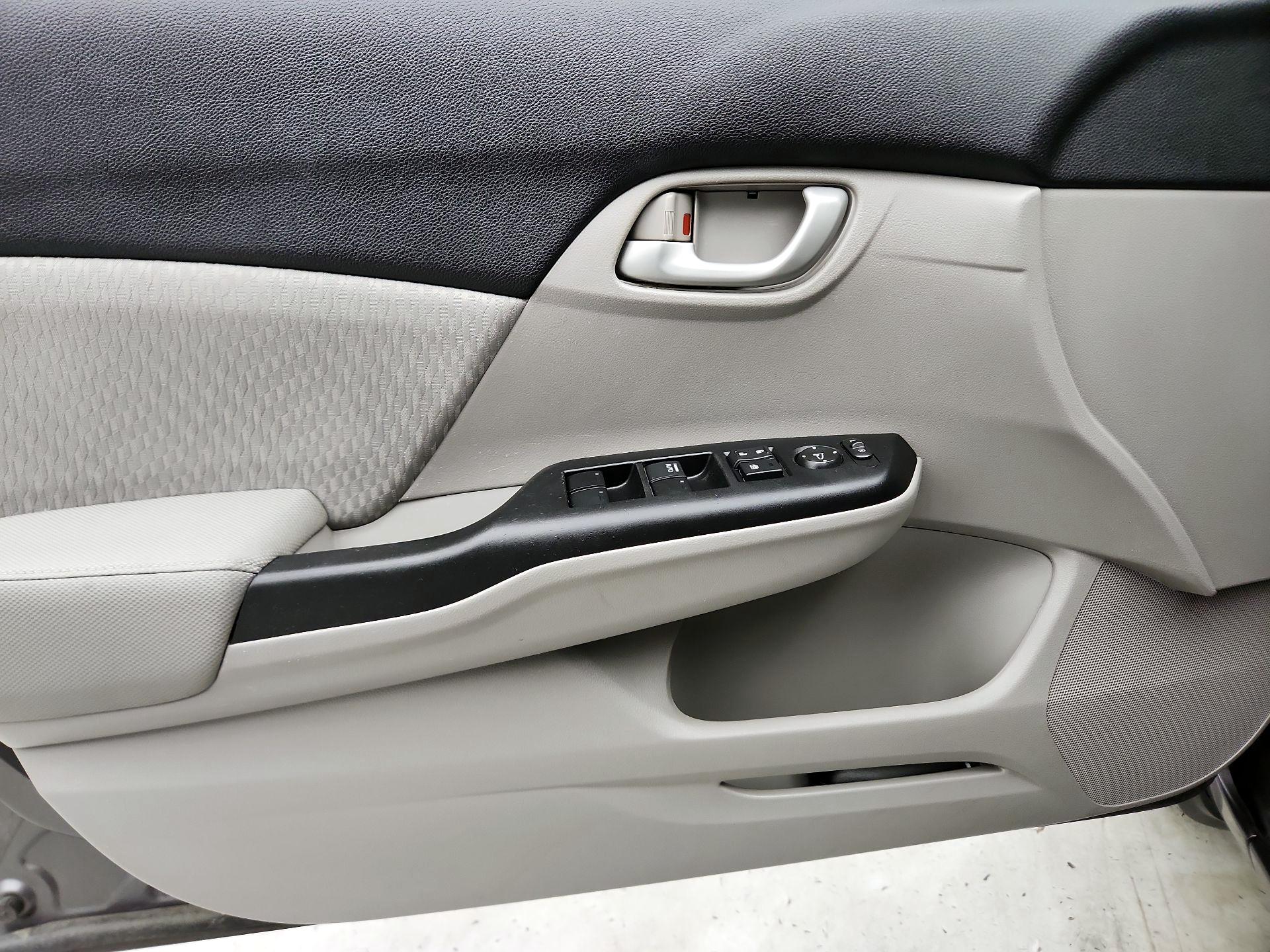 Thumbnail: 2014 Honda Civic - 12