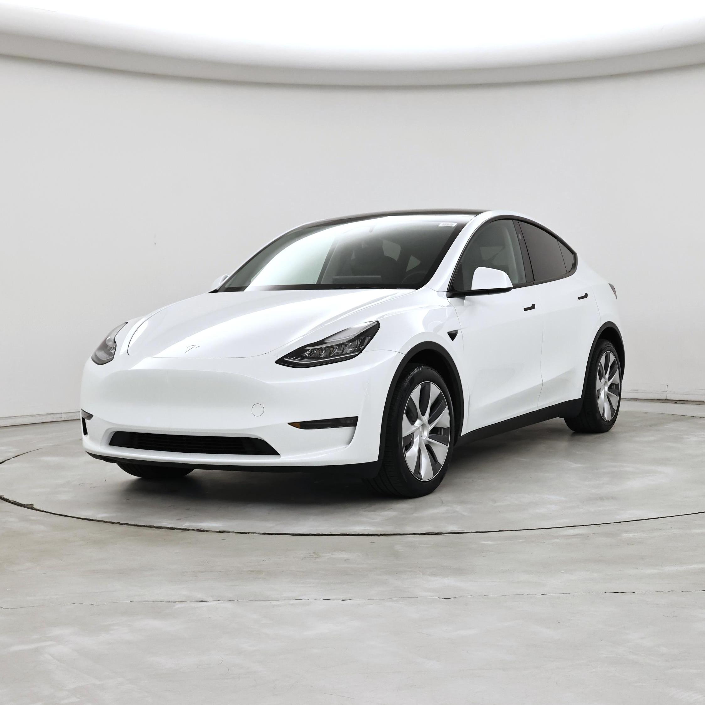 Thumbnail: 2023 Tesla Model Y - 4