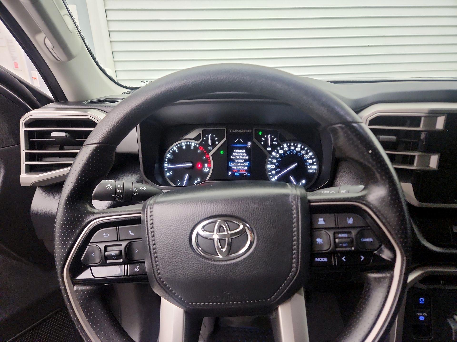 Thumbnail: 2024 Toyota Tundra - 10