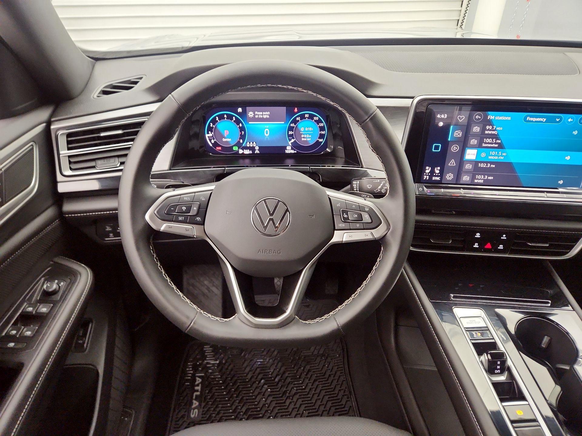 Thumbnail: 2025 Volkswagen Atlas - 10