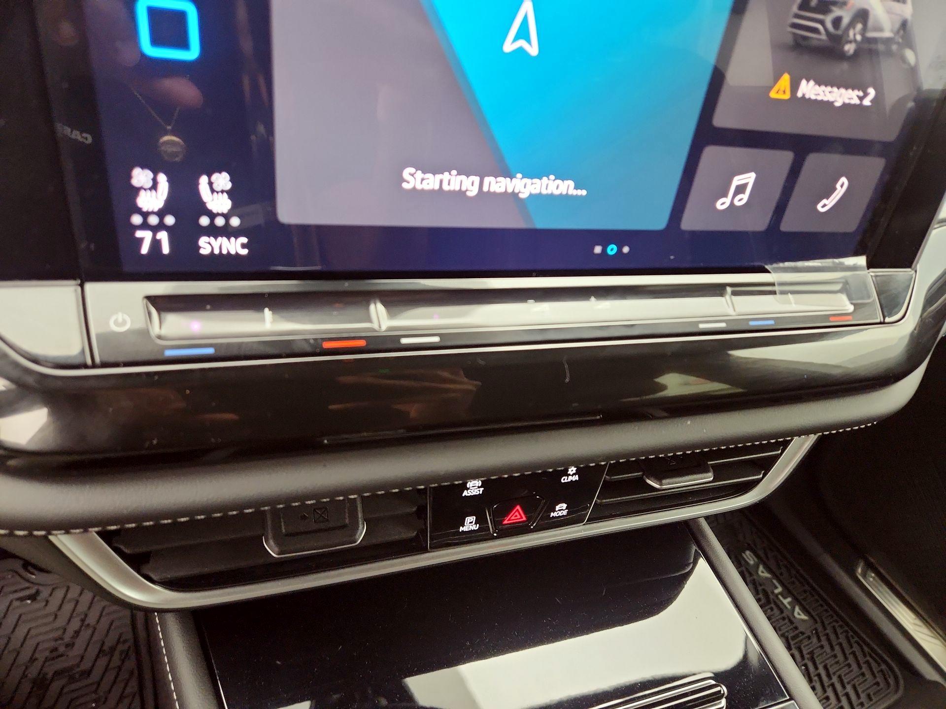 Thumbnail: 2025 Volkswagen Atlas - 16