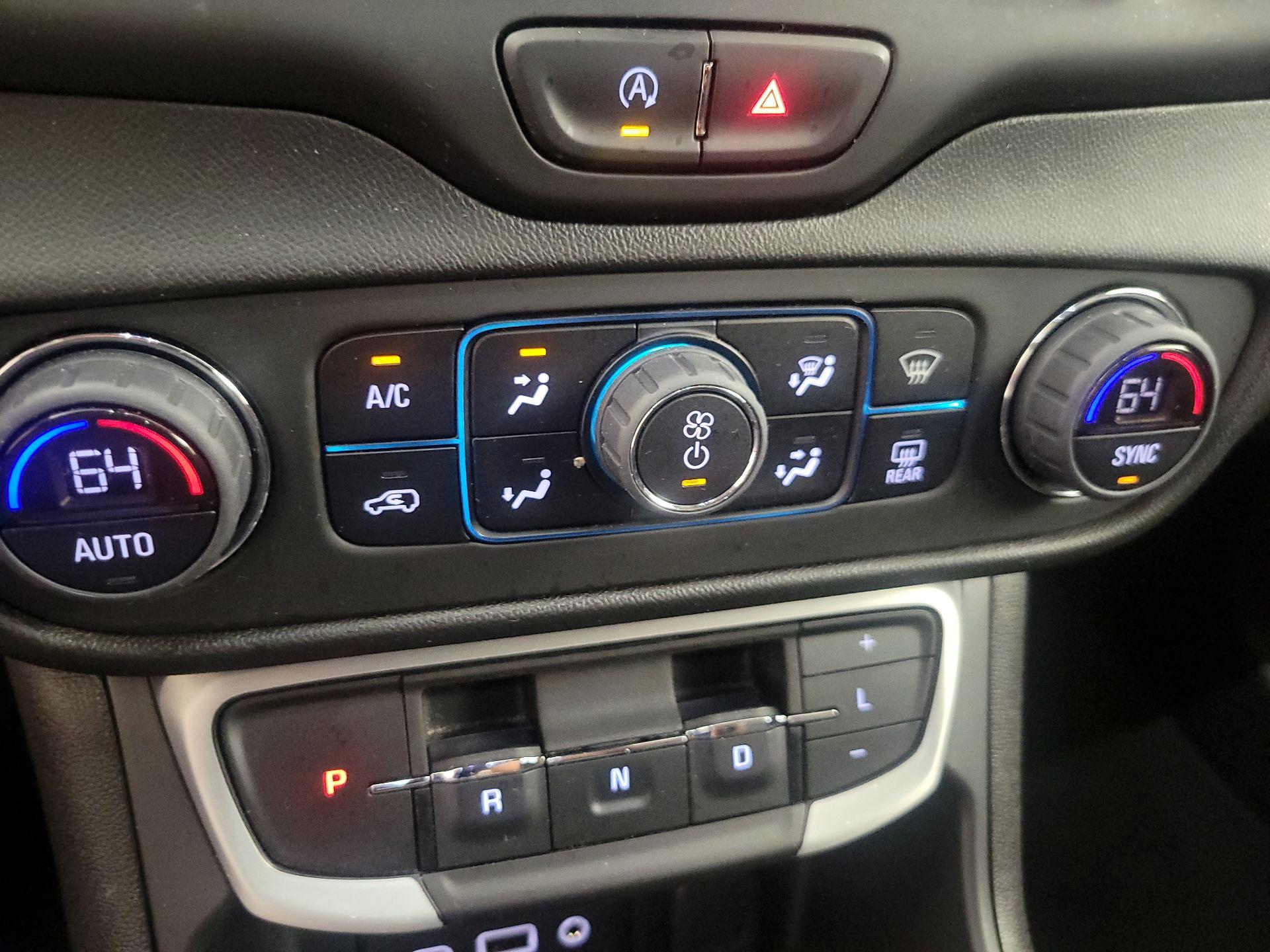 Thumbnail: 2022 GMC Terrain - 16