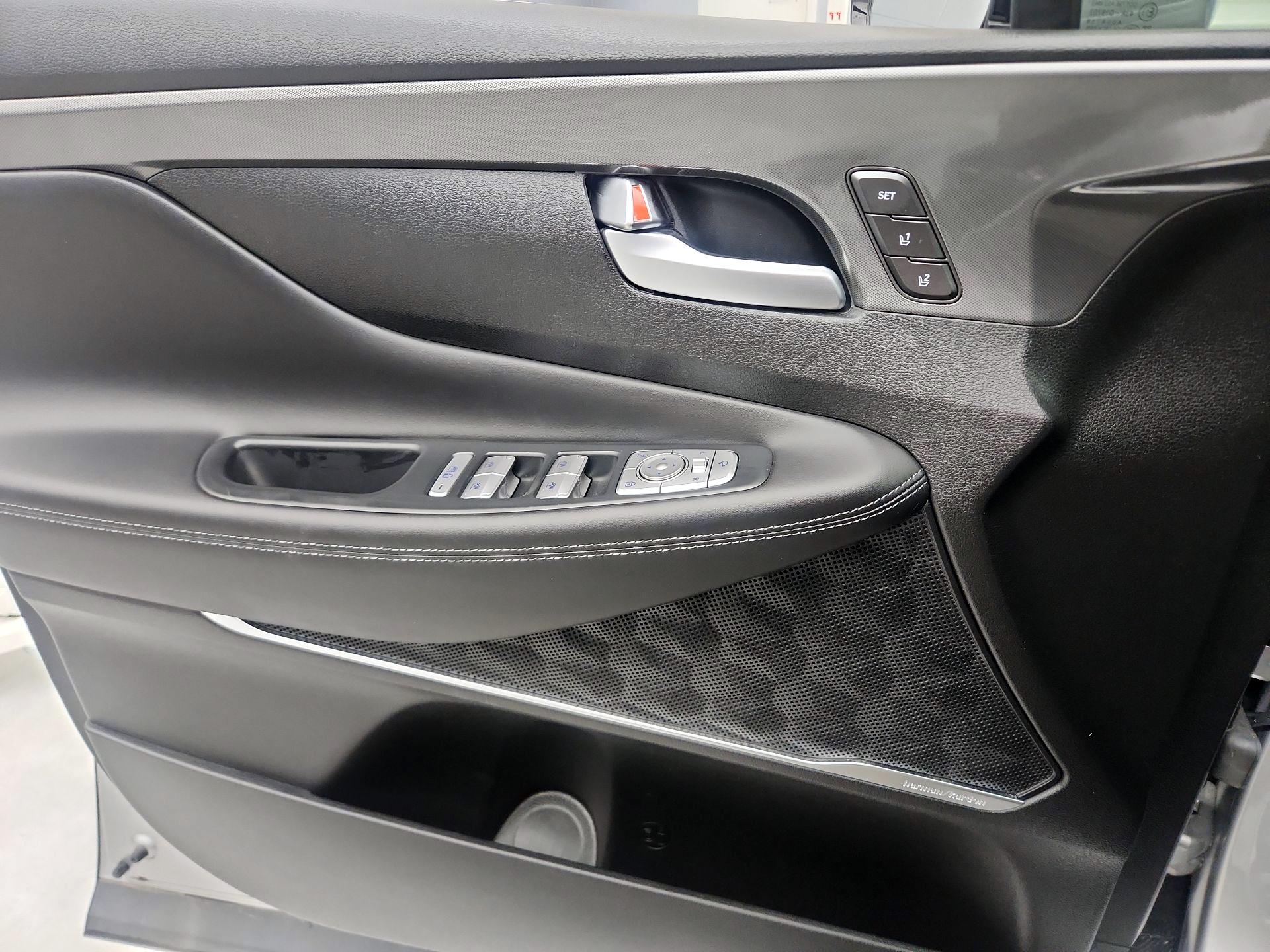 Thumbnail: 2023 Hyundai Santa Fe - 12