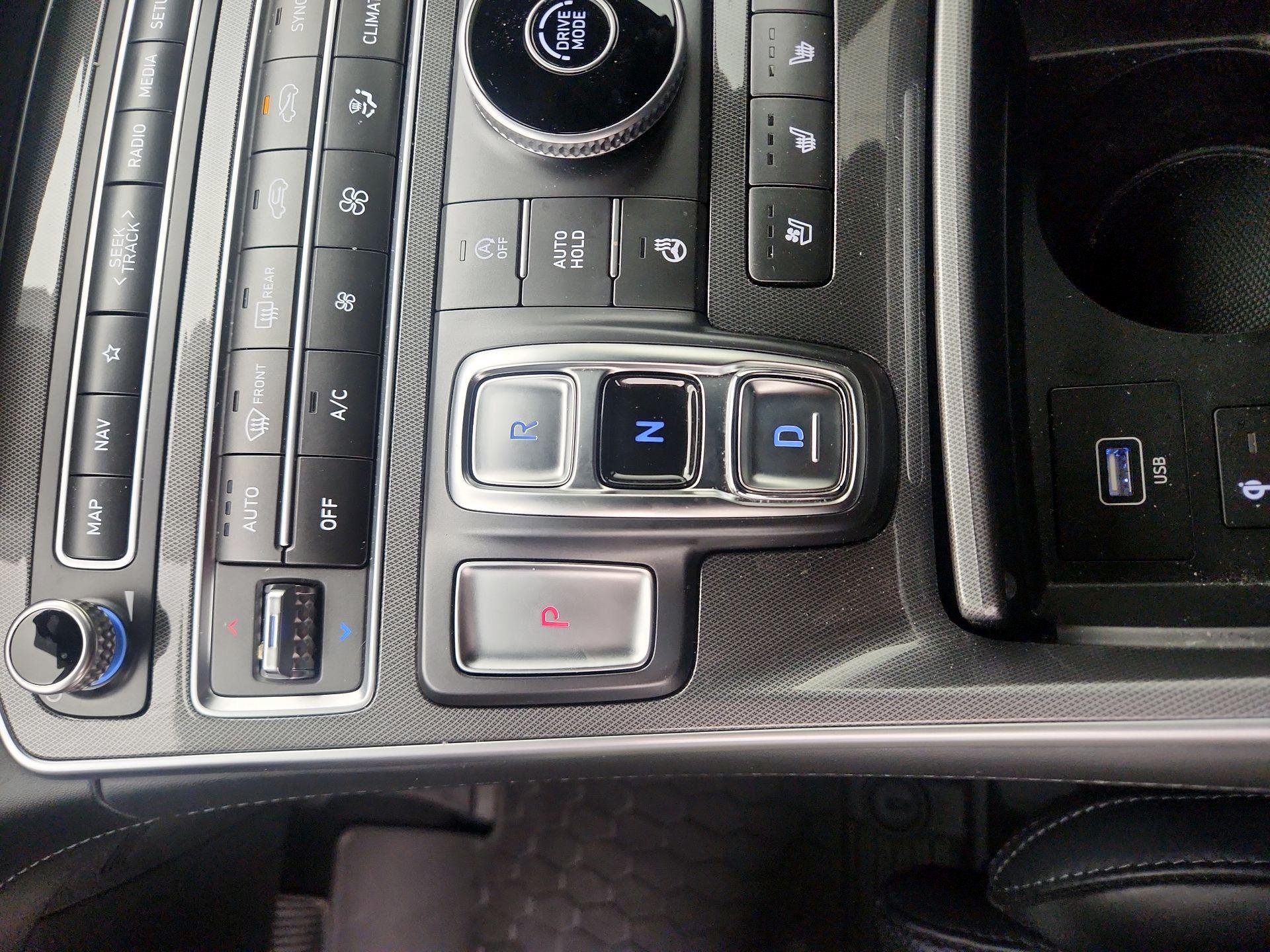 Thumbnail: 2023 Hyundai Santa Fe - 18