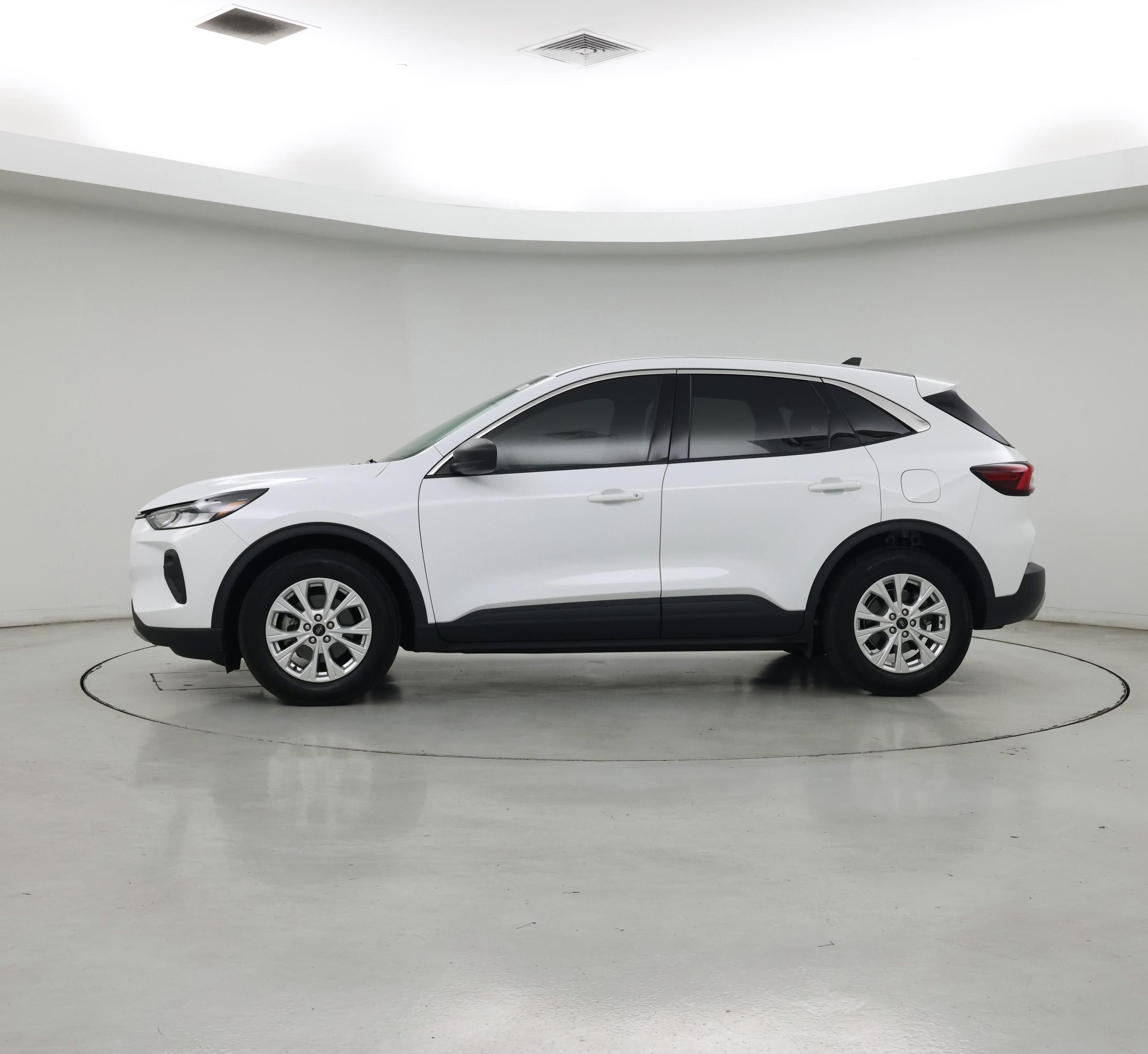 Thumbnail: 2024 Ford Escape - 3