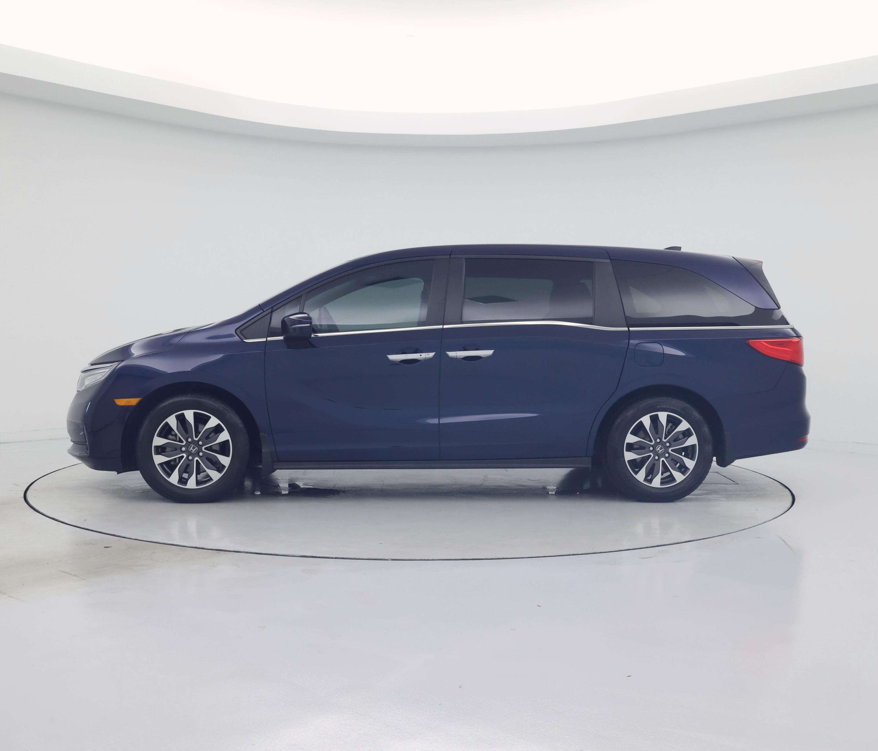 Thumbnail: 2021 Honda Odyssey - 3