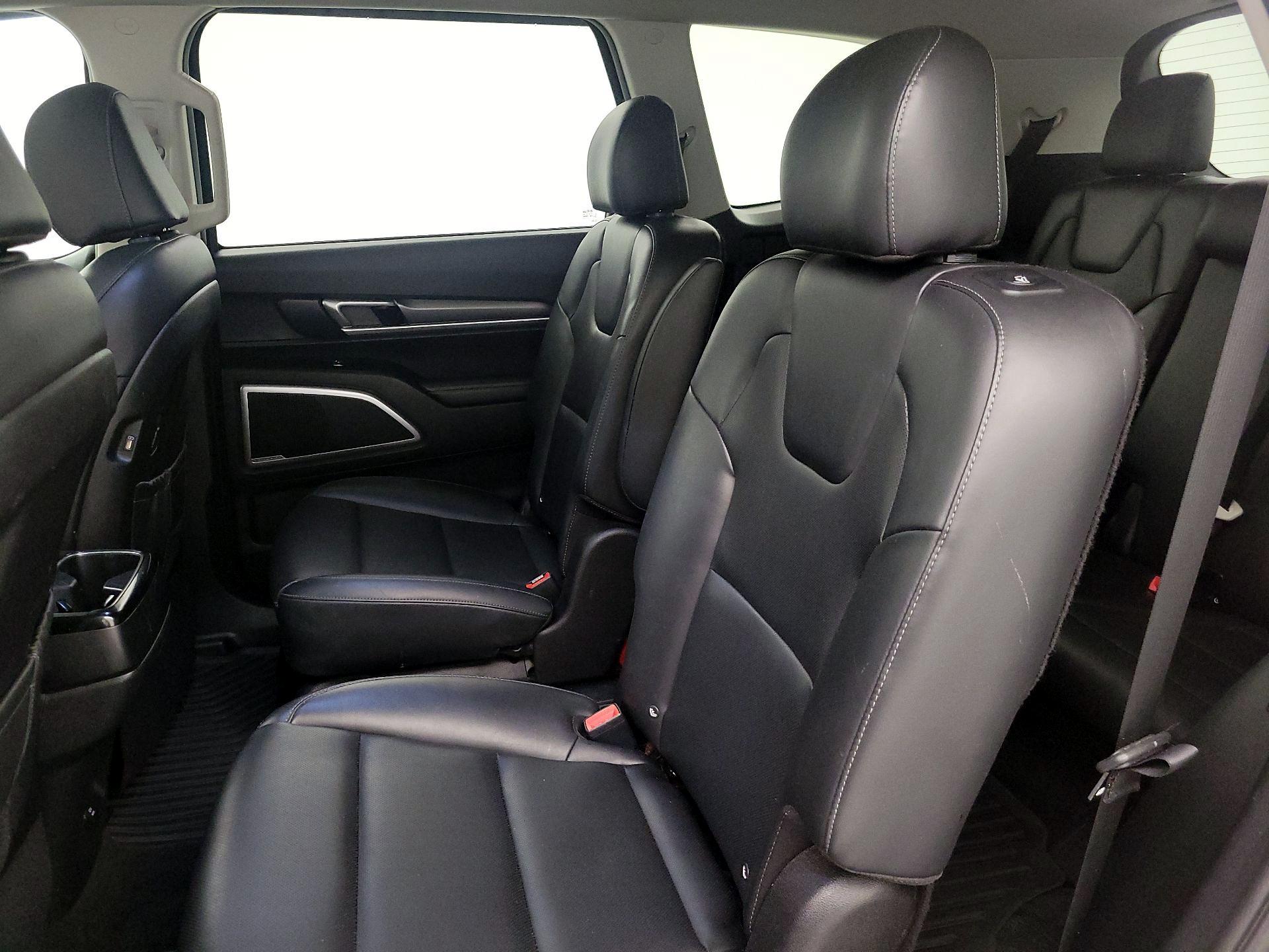 Thumbnail: 2021 Kia Telluride - 20