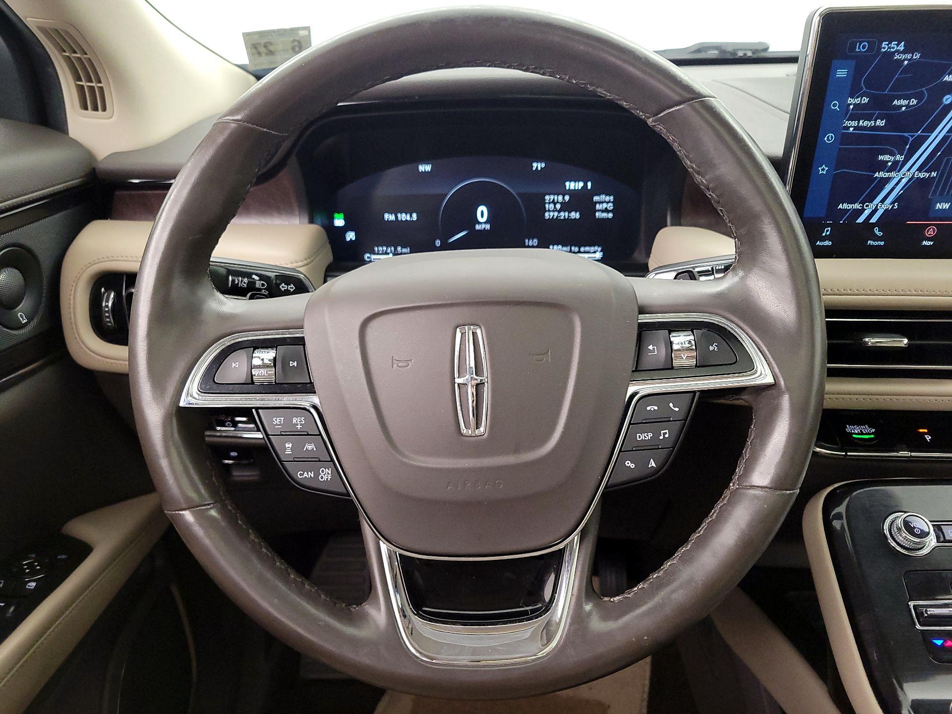 Thumbnail: 2022 Lincoln Nautilus - 10