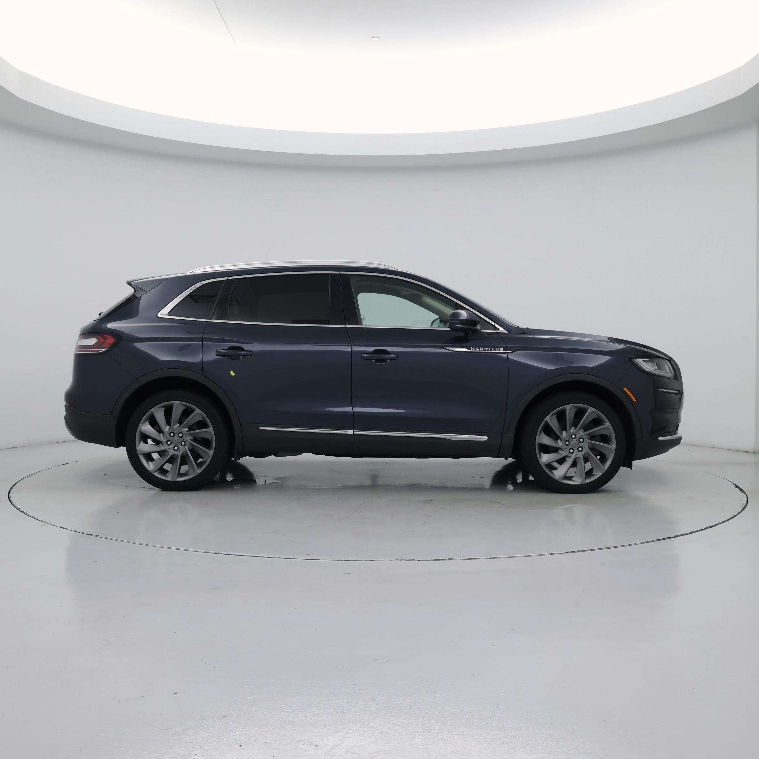 Thumbnail: 2022 Lincoln Nautilus - 7