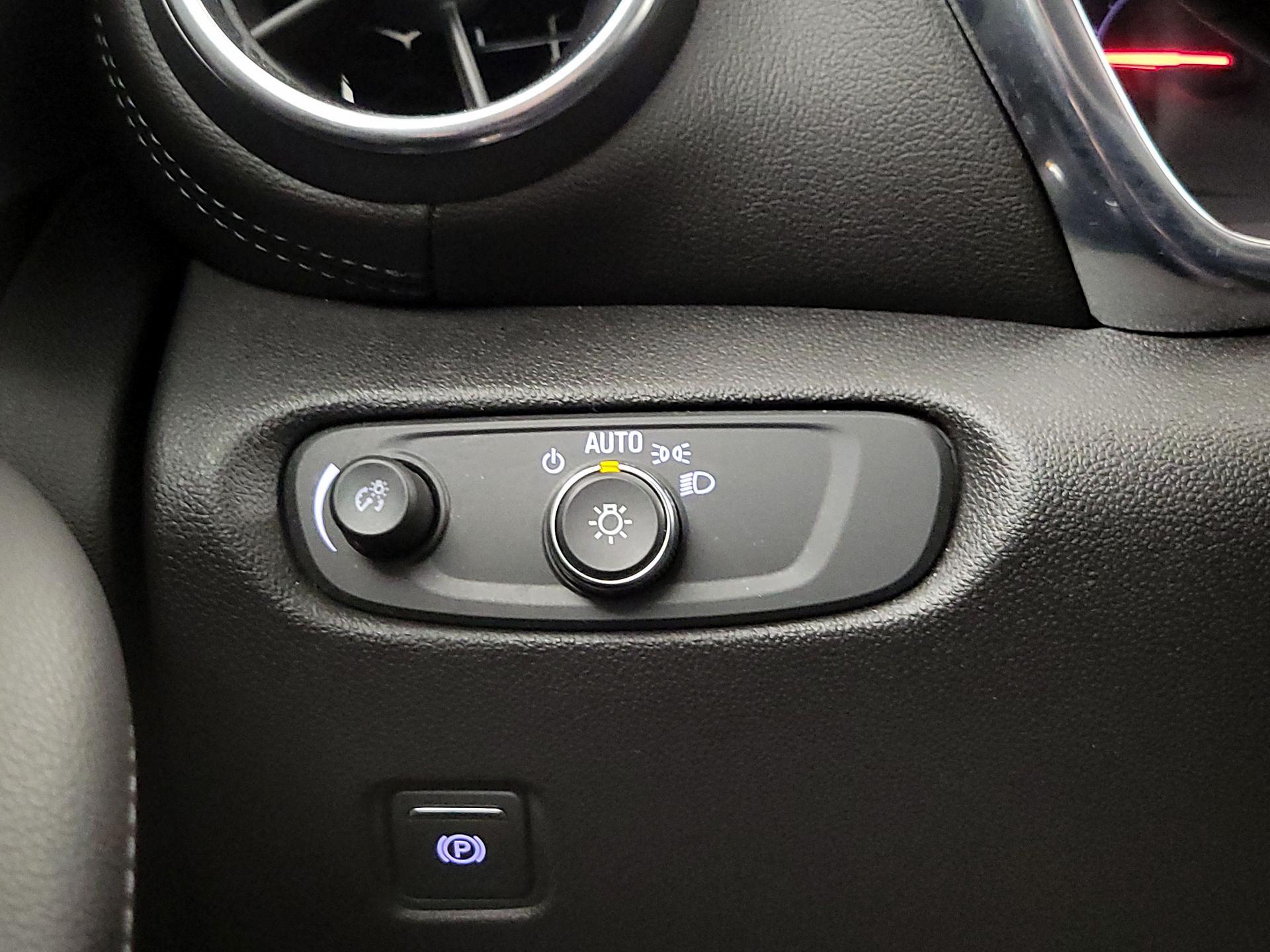 Thumbnail: 2021 Chevrolet Blazer - 13