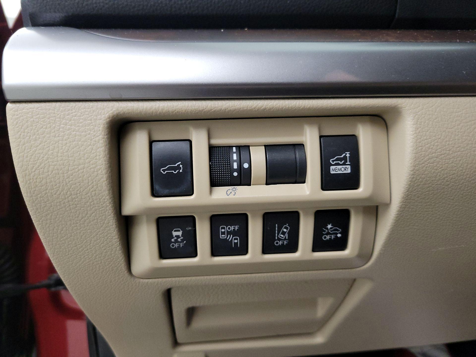Thumbnail: 2019 Subaru Outback - 13