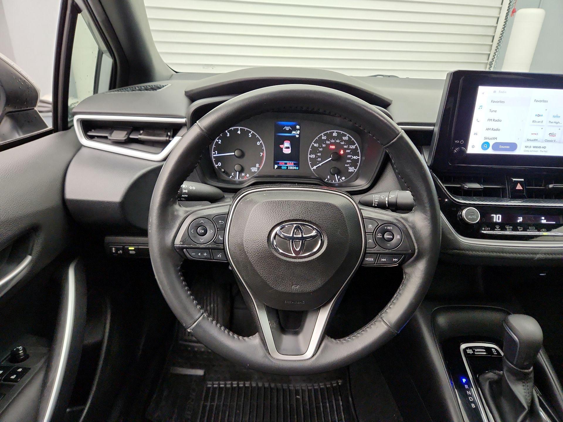 Thumbnail: 2023 Toyota Corolla - 10