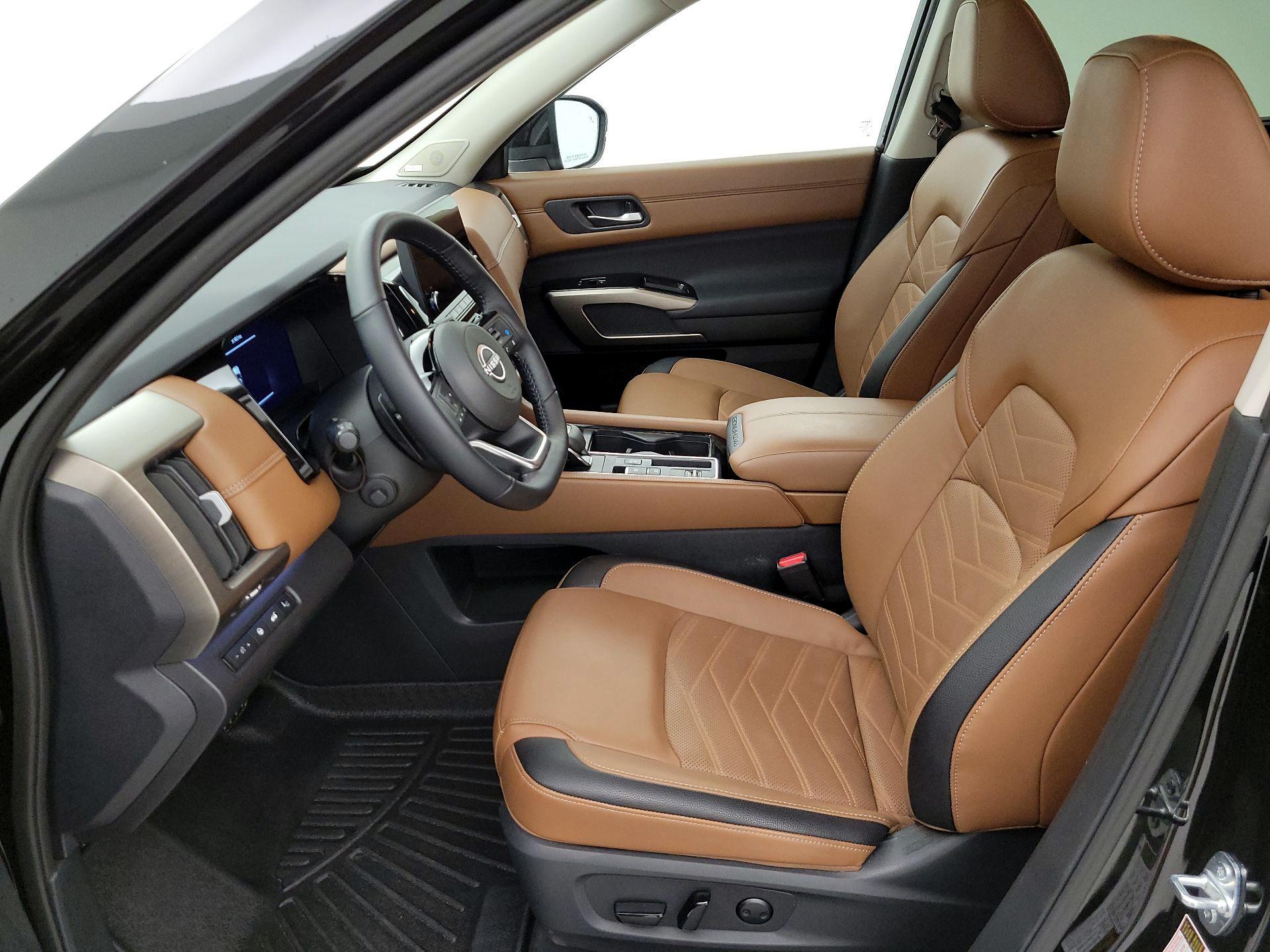 Thumbnail: 2025 Nissan Pathfinder - 11