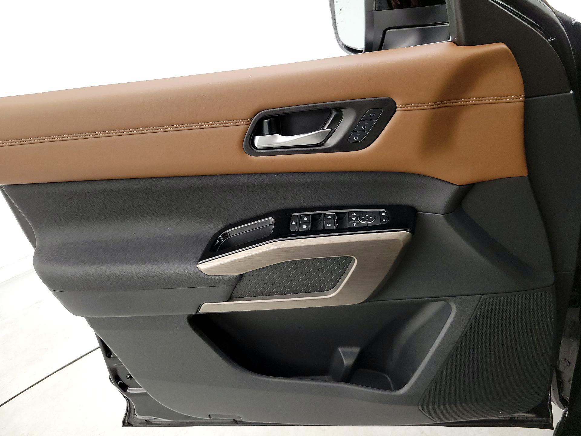 Thumbnail: 2025 Nissan Pathfinder - 12