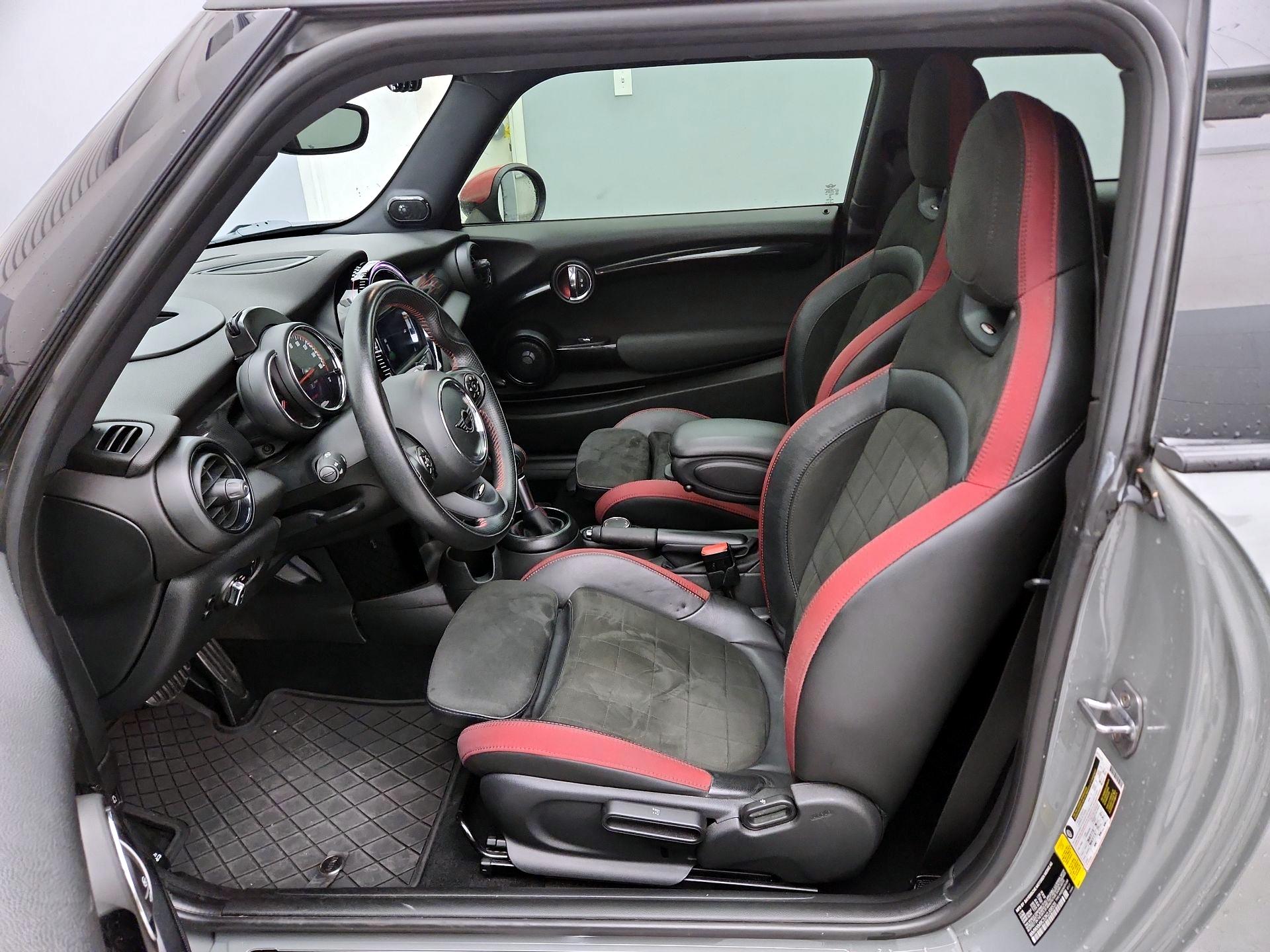 Thumbnail: 2019 MINI Cooper Hardtop - 11