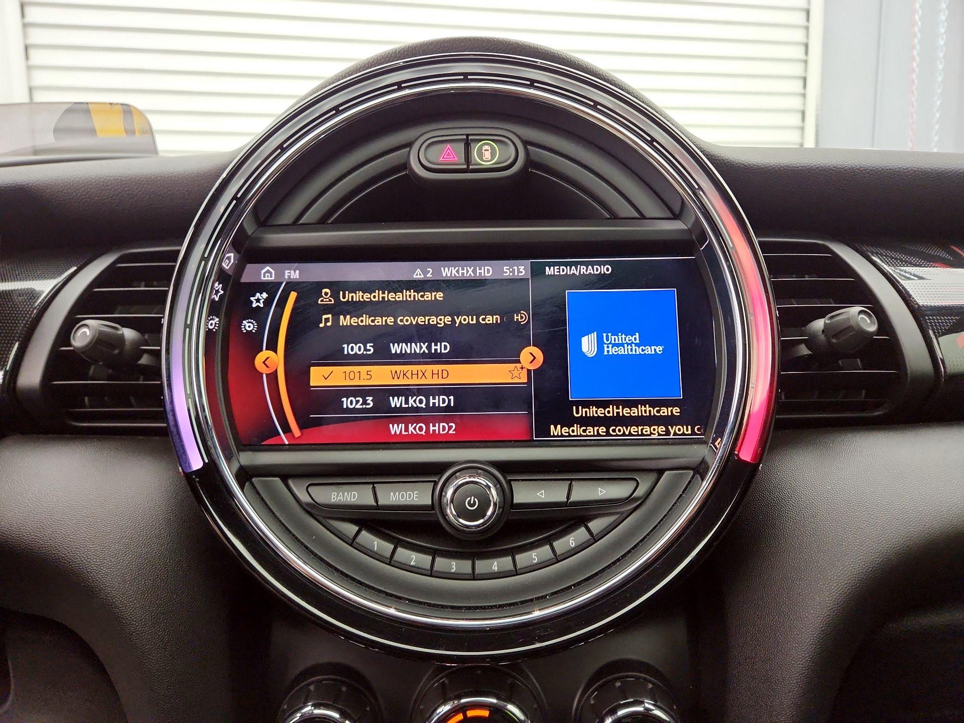 Thumbnail: 2019 MINI Cooper Hardtop - 15