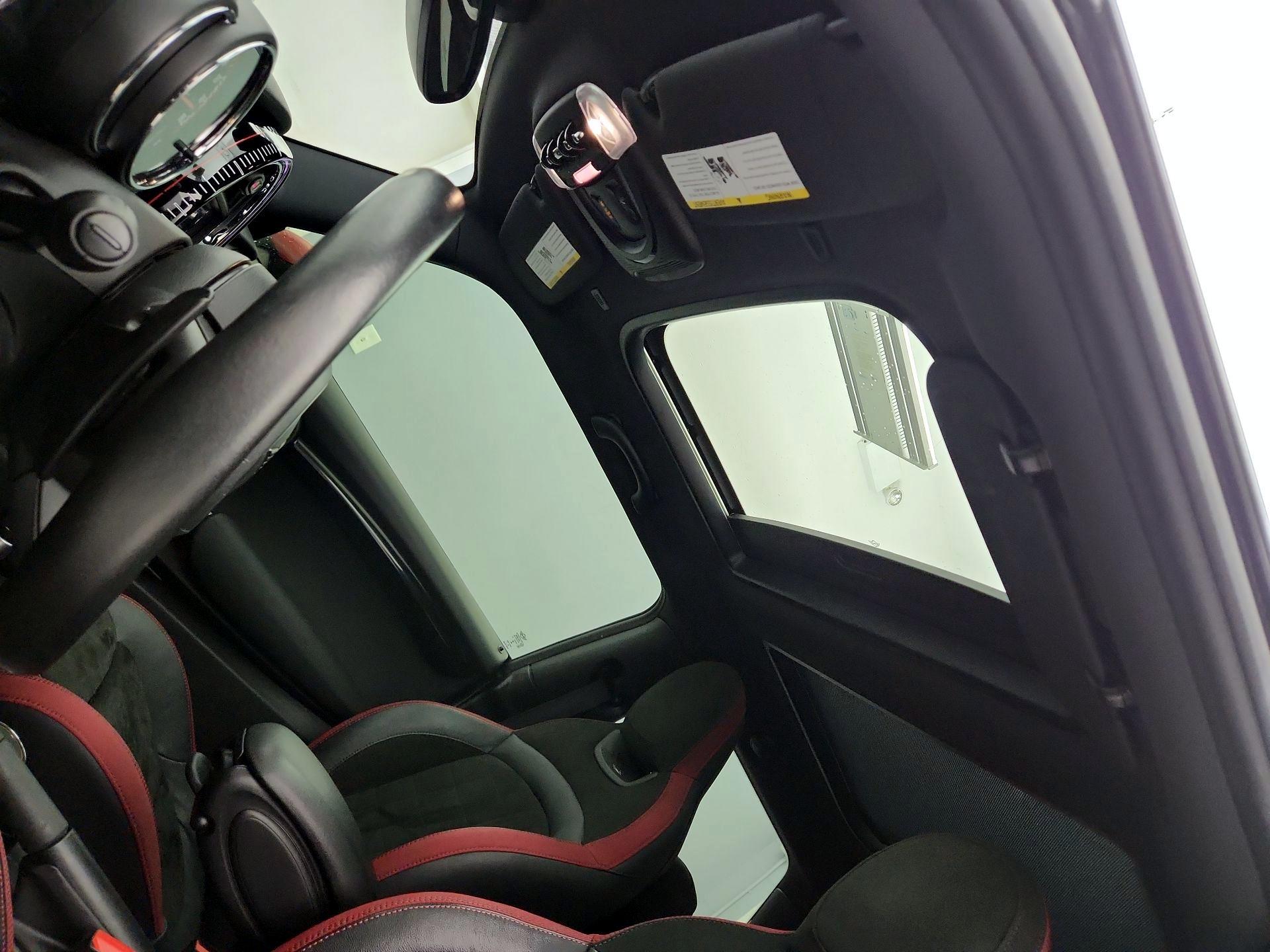 Thumbnail: 2019 MINI Cooper Hardtop - 19