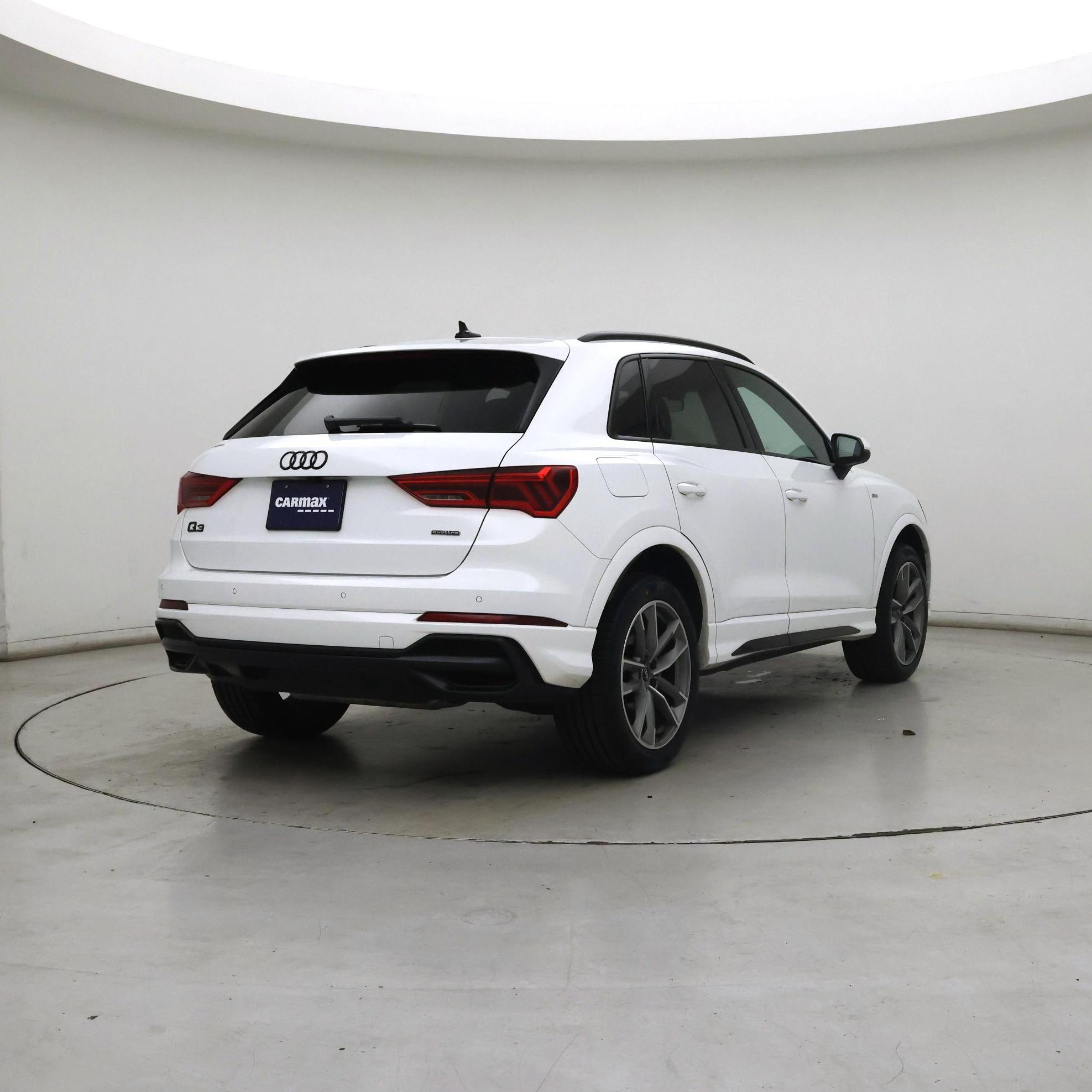 Thumbnail: 2022 Audi Q3 - 8