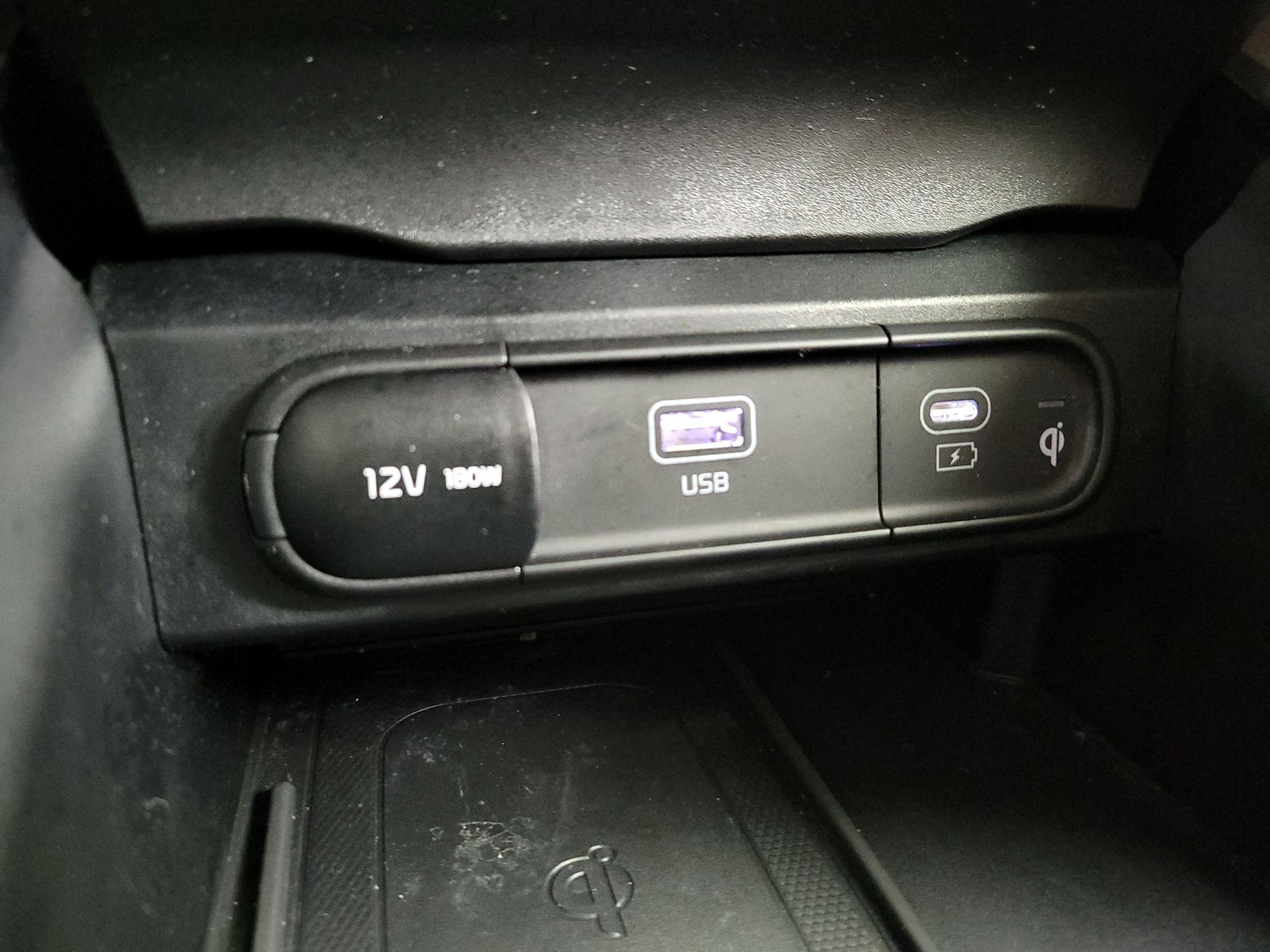 Thumbnail: 2023 Kia Telluride - 19