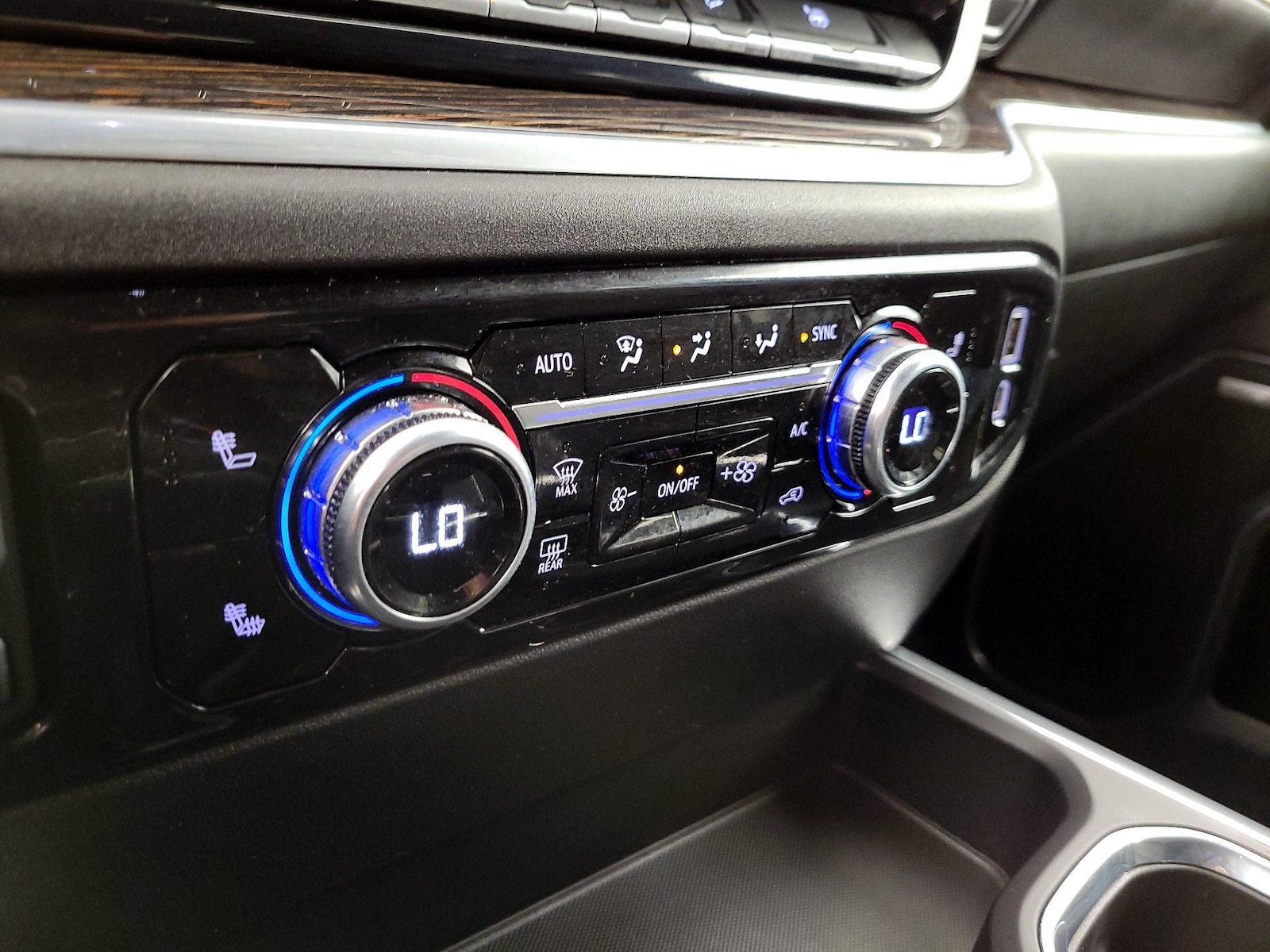 2022 GMC Sierra 1500 Elevation - Photo 18