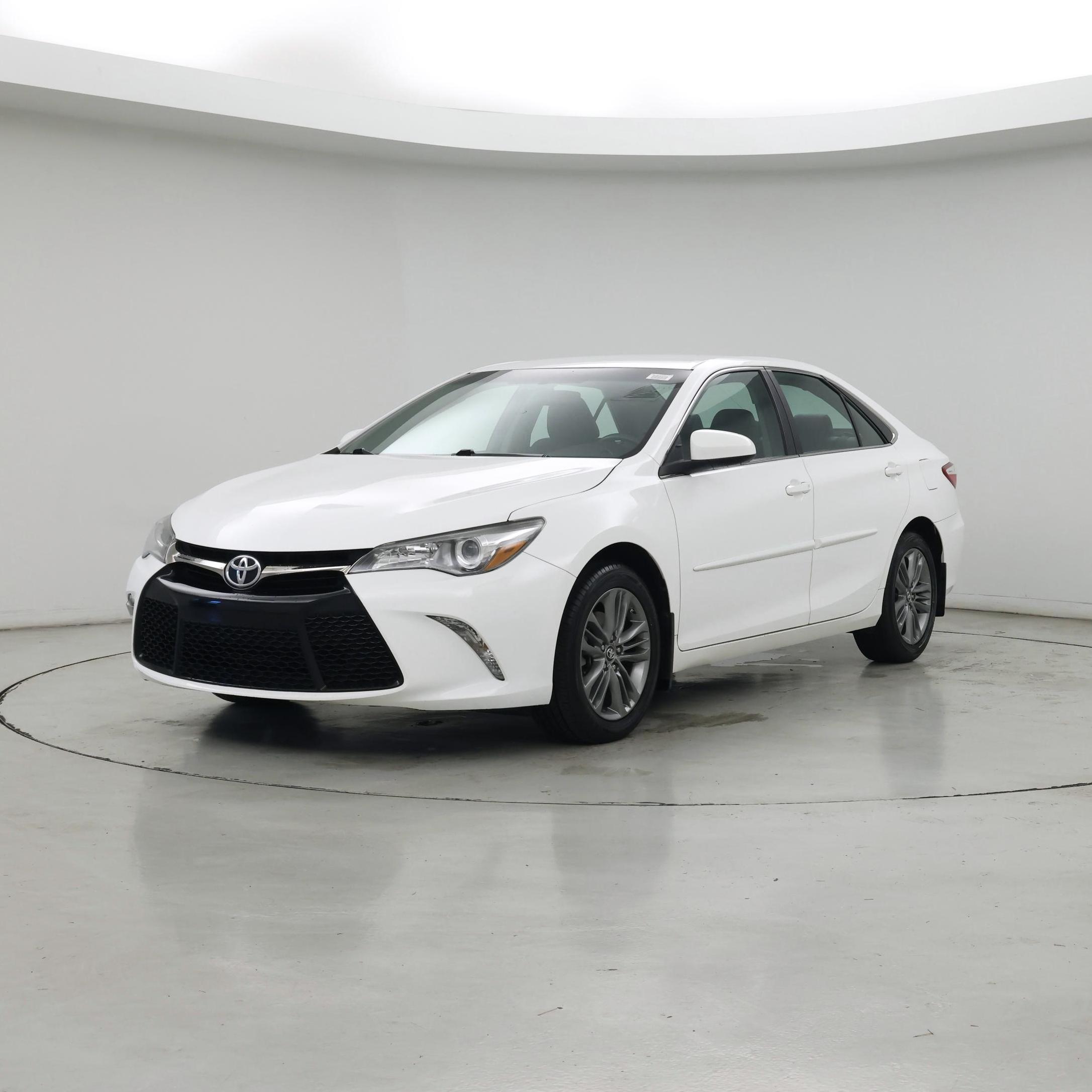 Thumbnail: 2017 Toyota Camry - 4