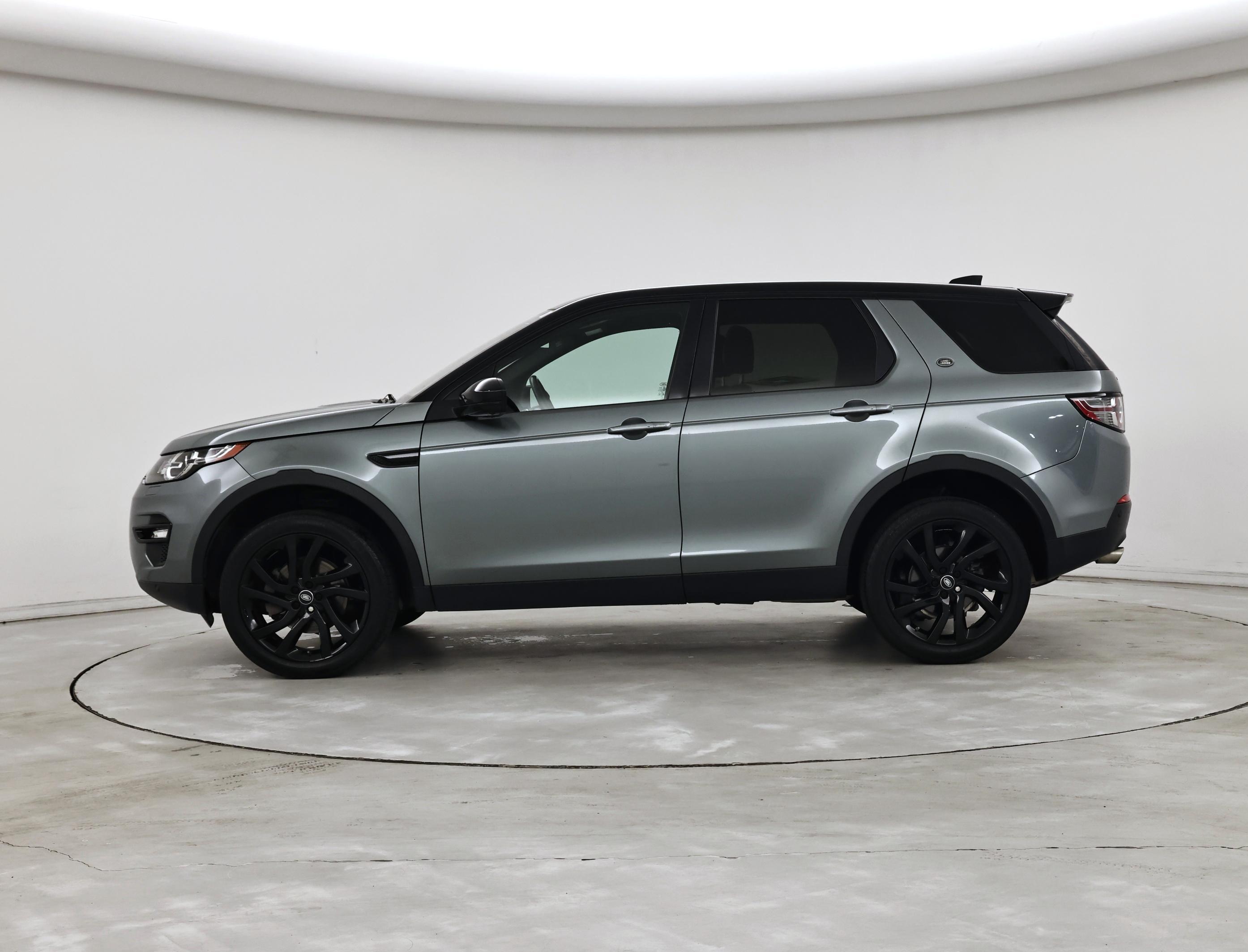 Thumbnail: 2019 Land Rover Discovery Sport - 3