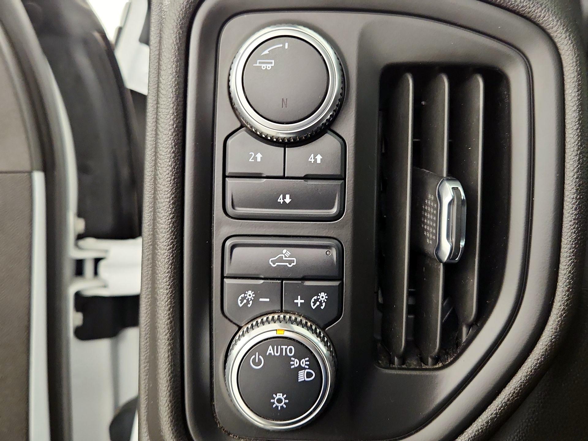 Thumbnail: 2022 GMC Sierra 2500 - 13