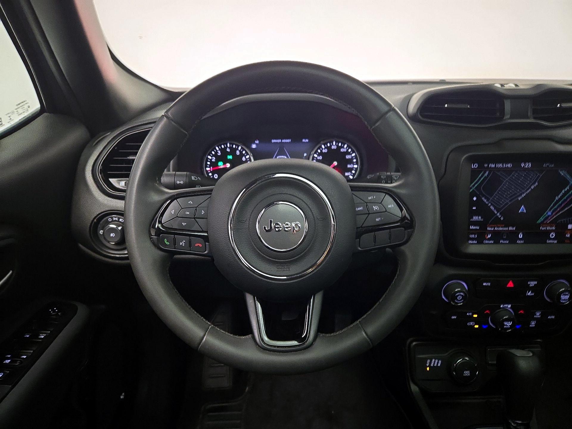 Thumbnail: 2022 Jeep Renegade - 10