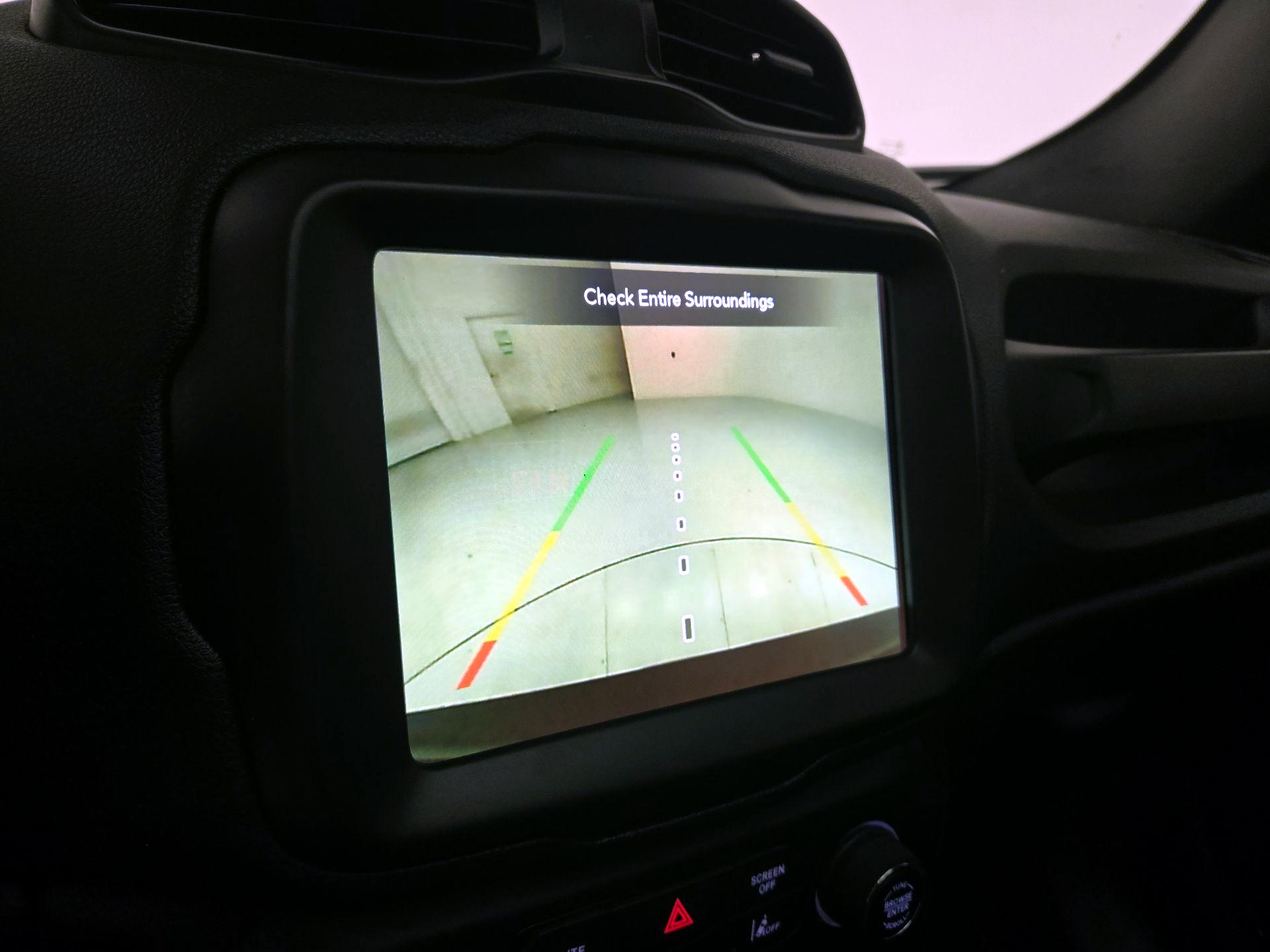 Thumbnail: 2022 Jeep Renegade - 15