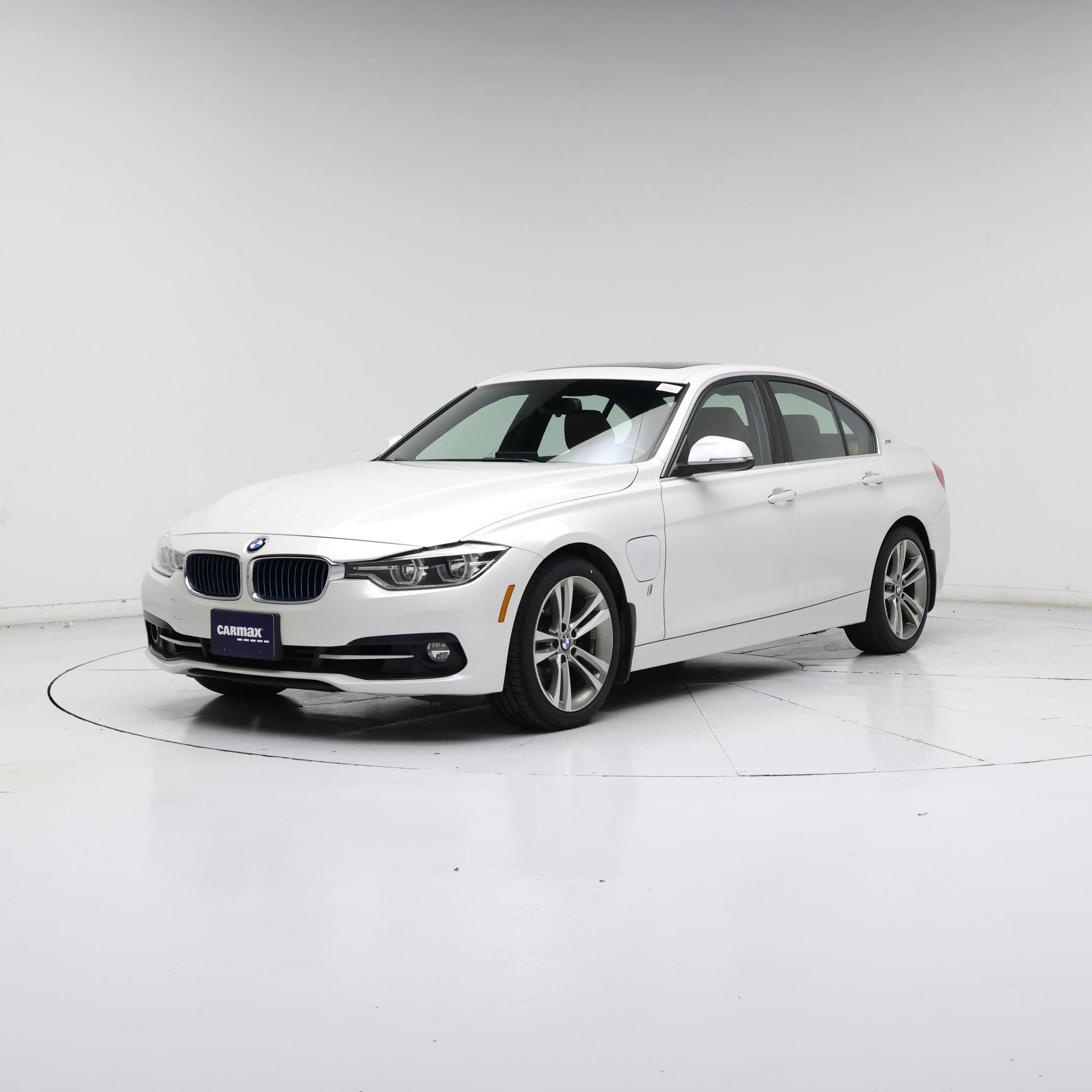 Thumbnail: 2018 BMW 3 Series - 4