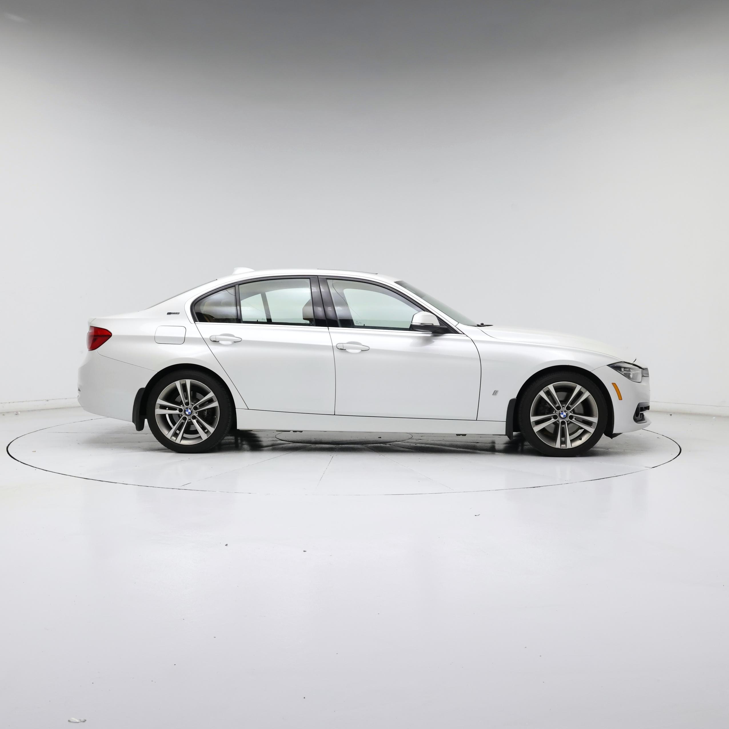 Thumbnail: 2018 BMW 3 Series - 7