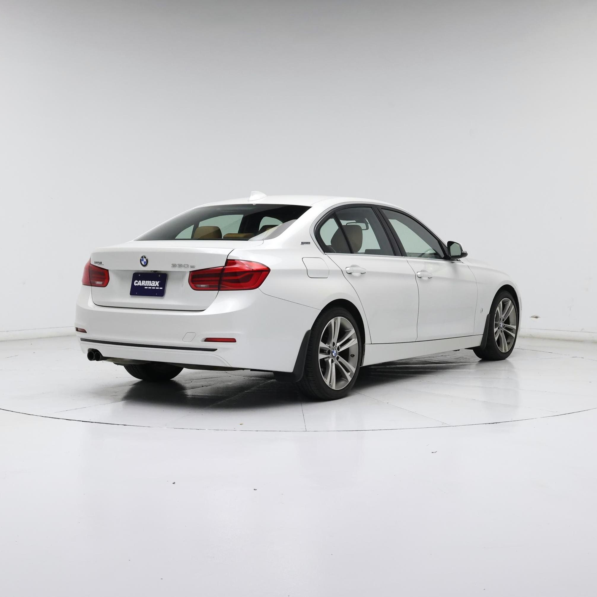 Thumbnail: 2018 BMW 3 Series - 8