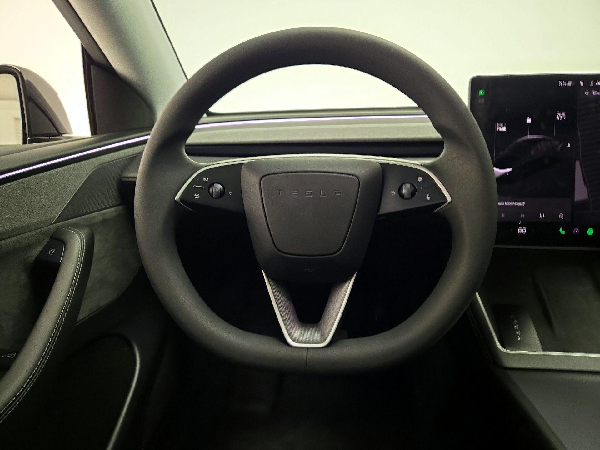 Thumbnail: 2026 Tesla Model Y - 10