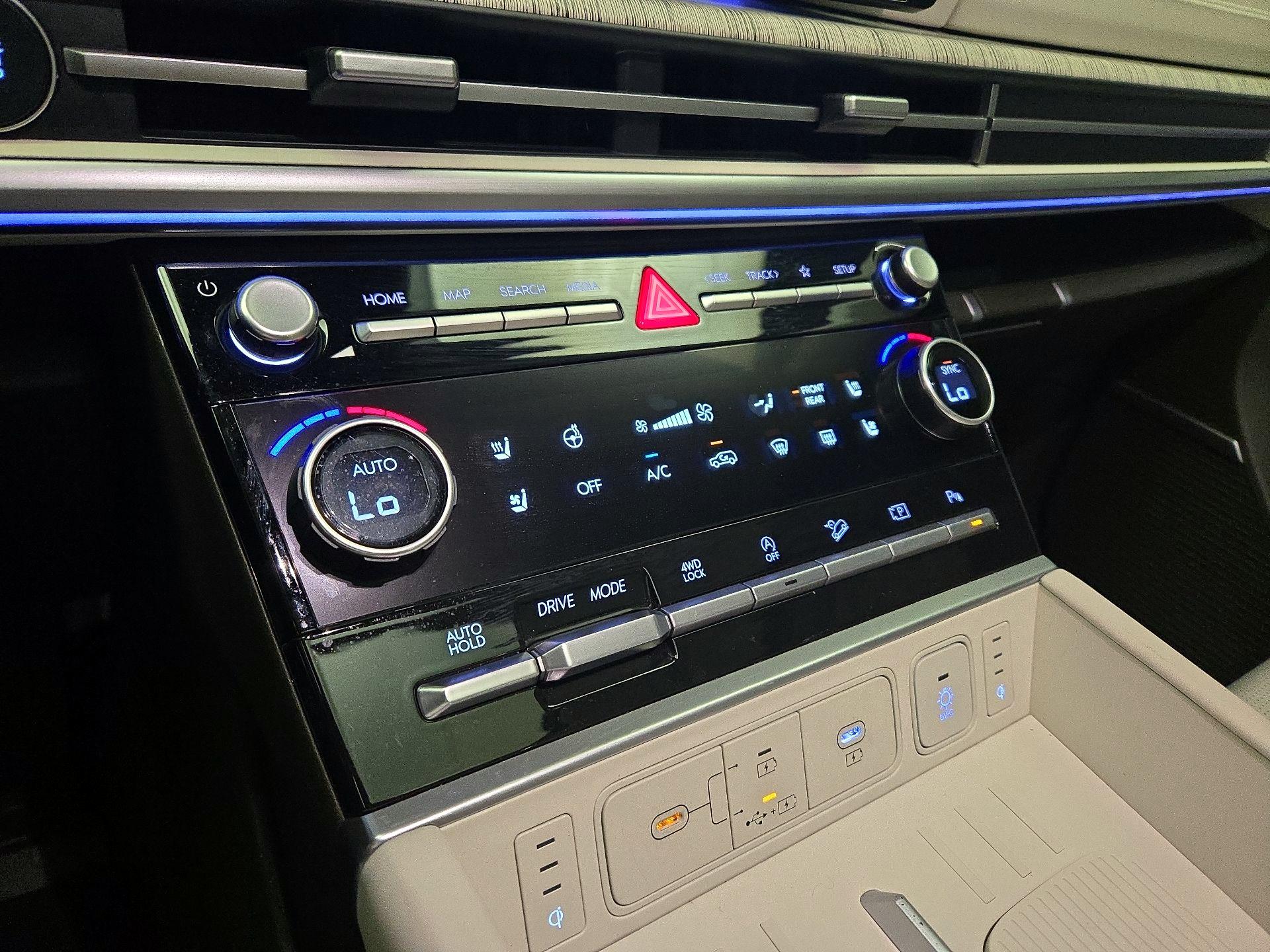 Thumbnail: 2024 Hyundai Santa Fe - 17