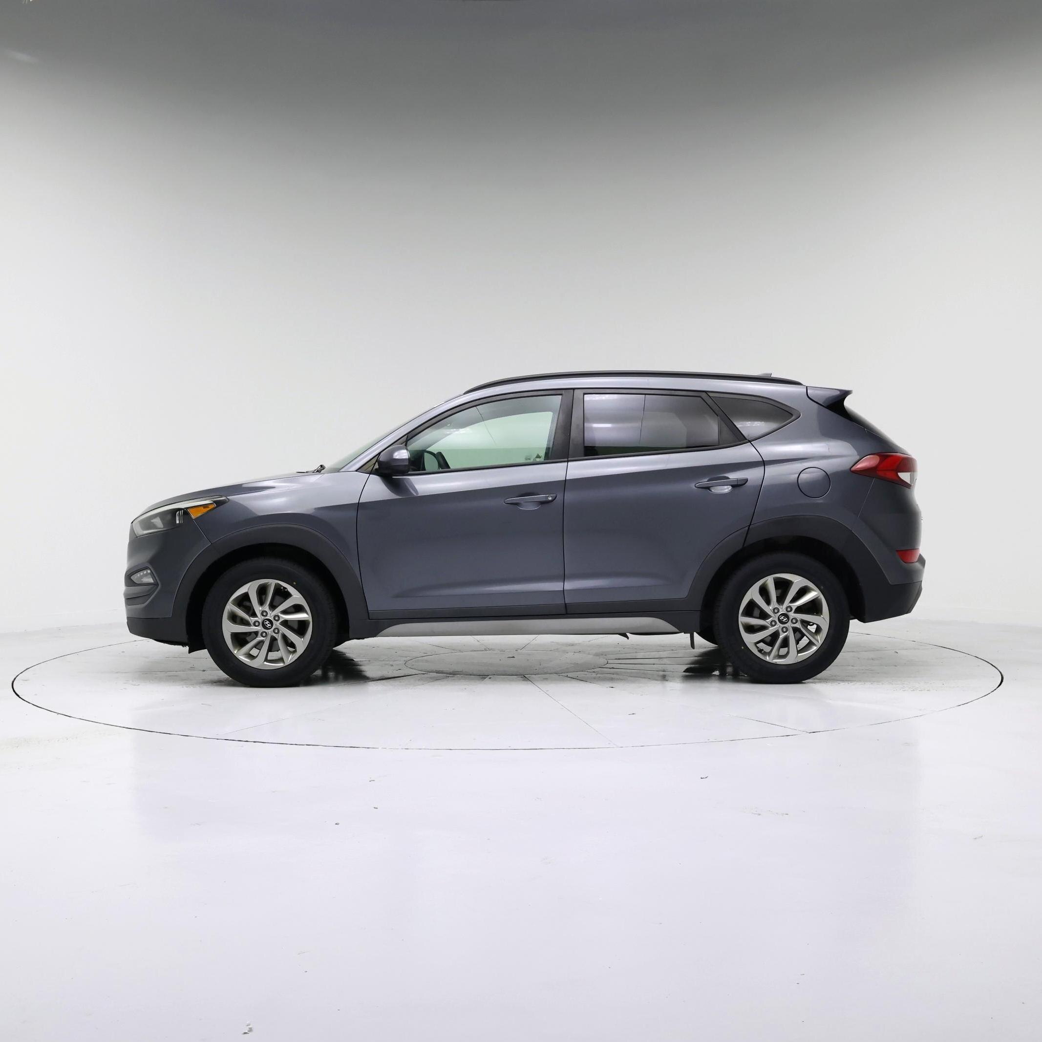 Thumbnail: 2018 Hyundai Tucson - 3