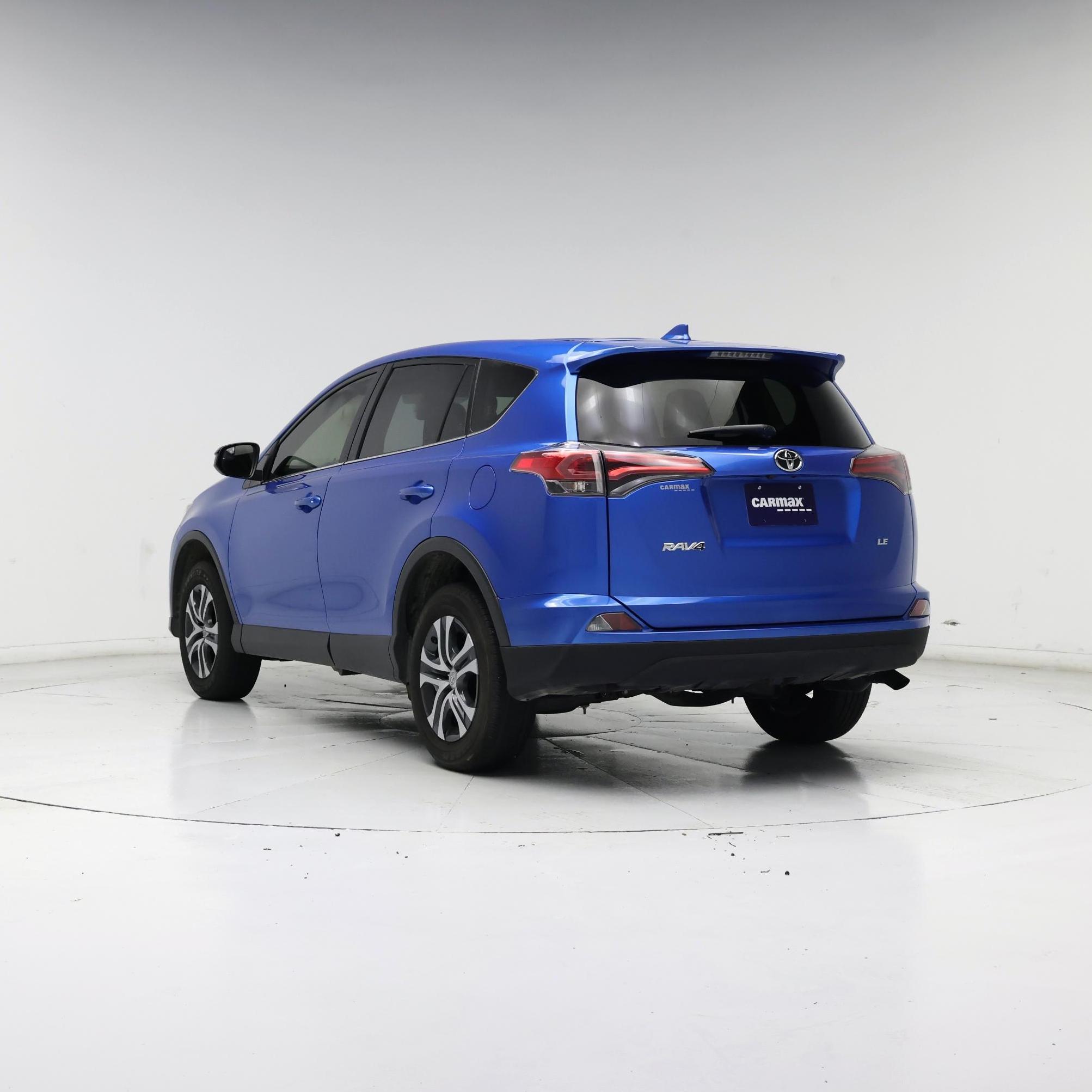 Thumbnail: 2018 Toyota RAV4 - 2