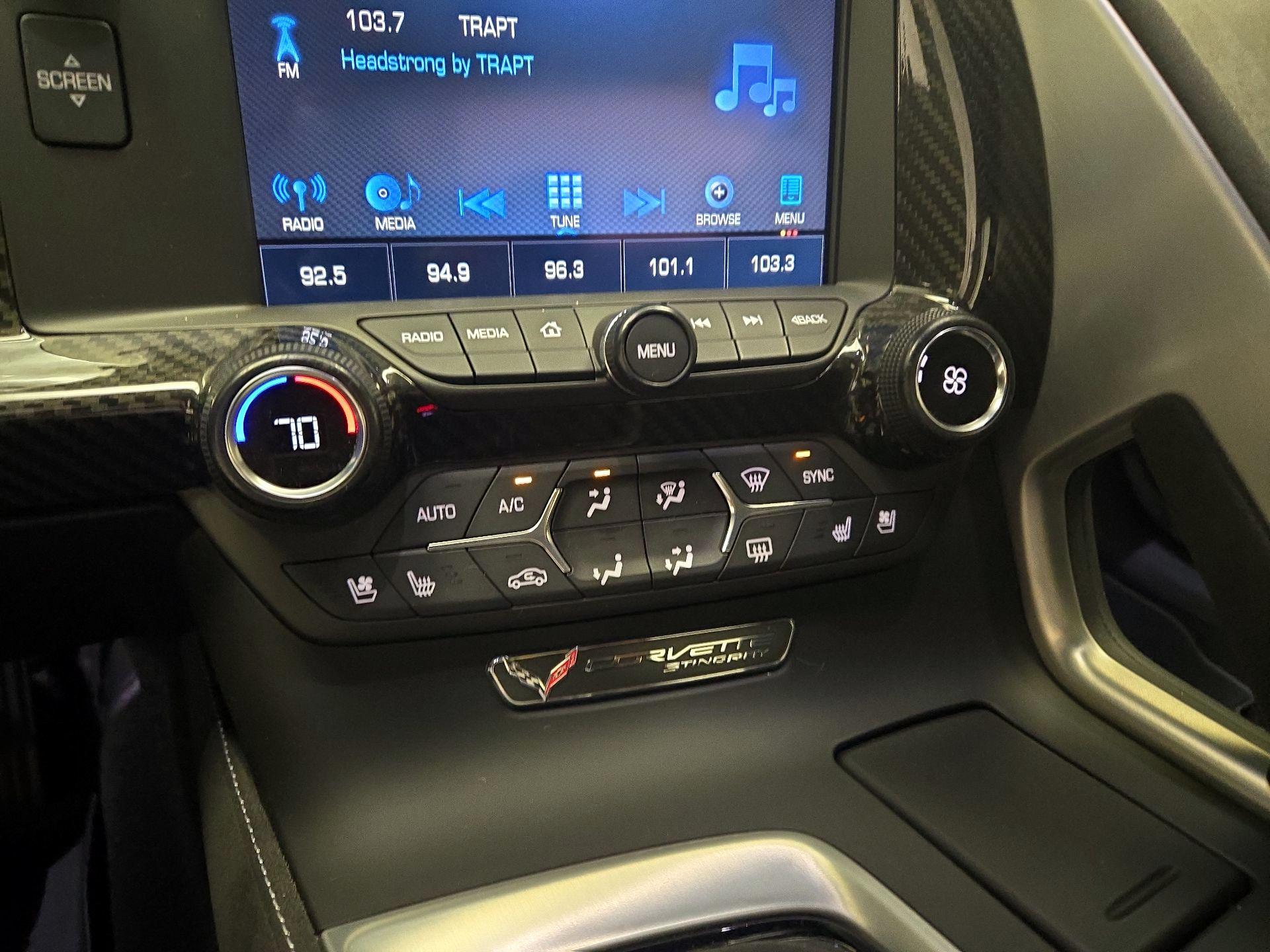 Thumbnail: 2019 Chevrolet Corvette - 17