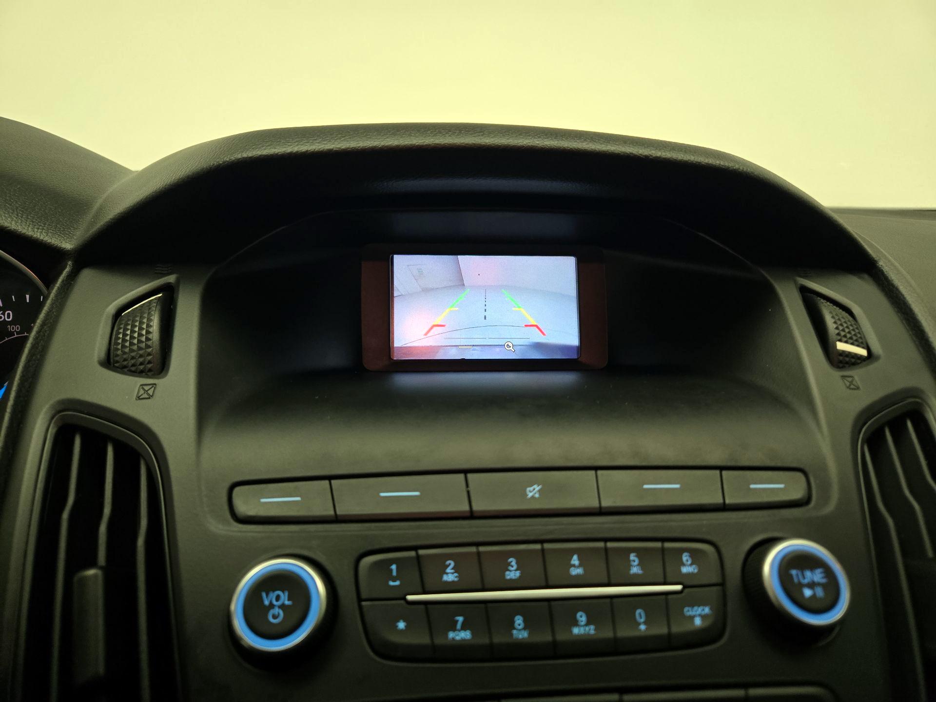 Thumbnail: 2018 Ford Focus - 14